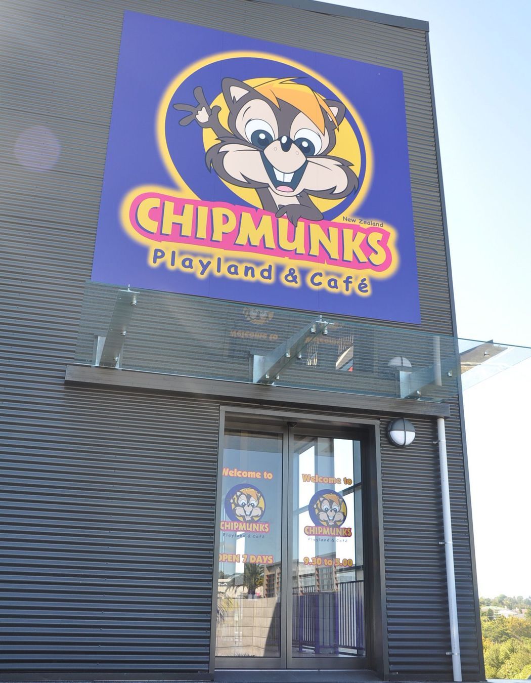 91-93 Central Park Drive