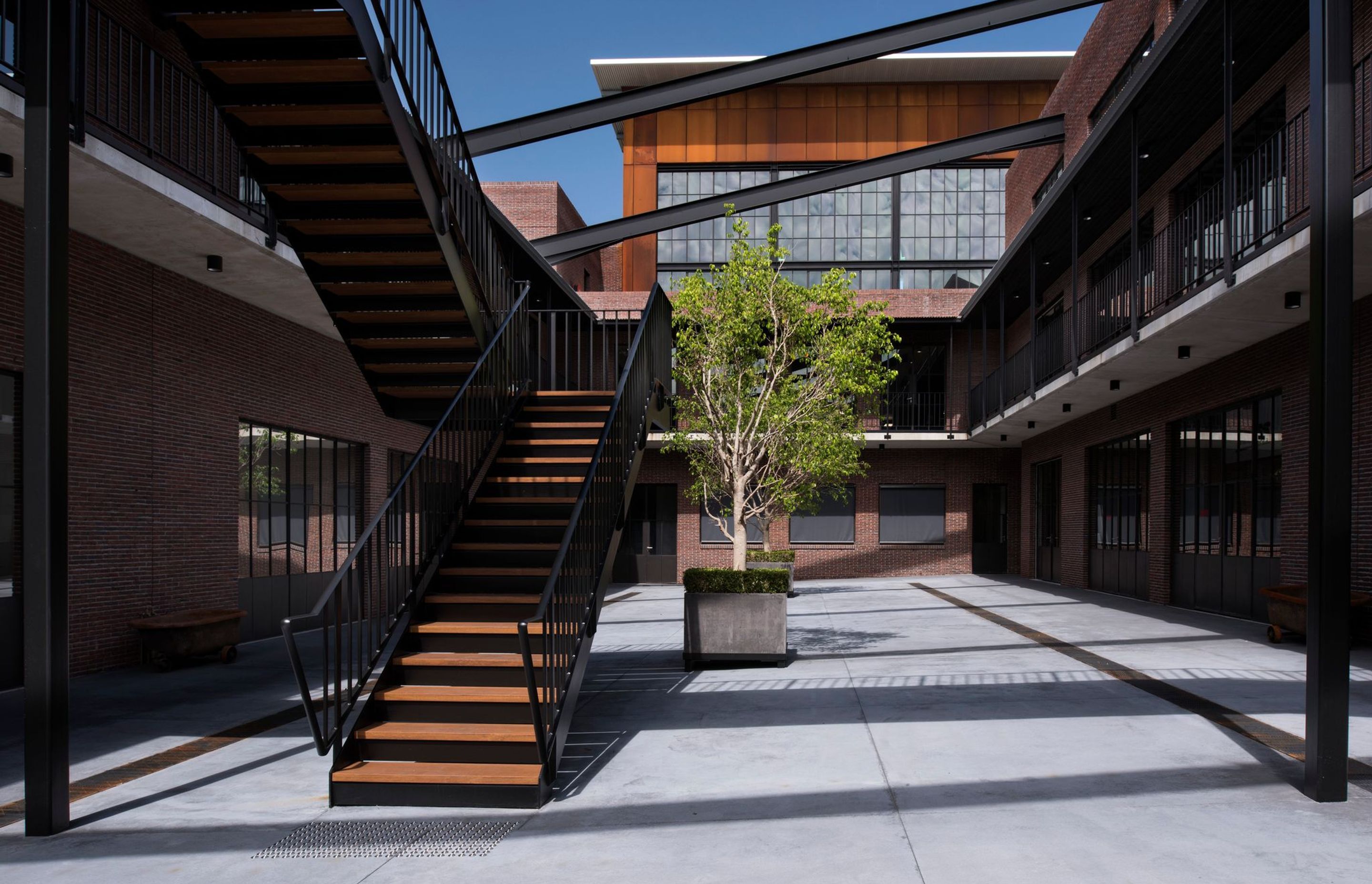 Commercial Complex - Alexandria