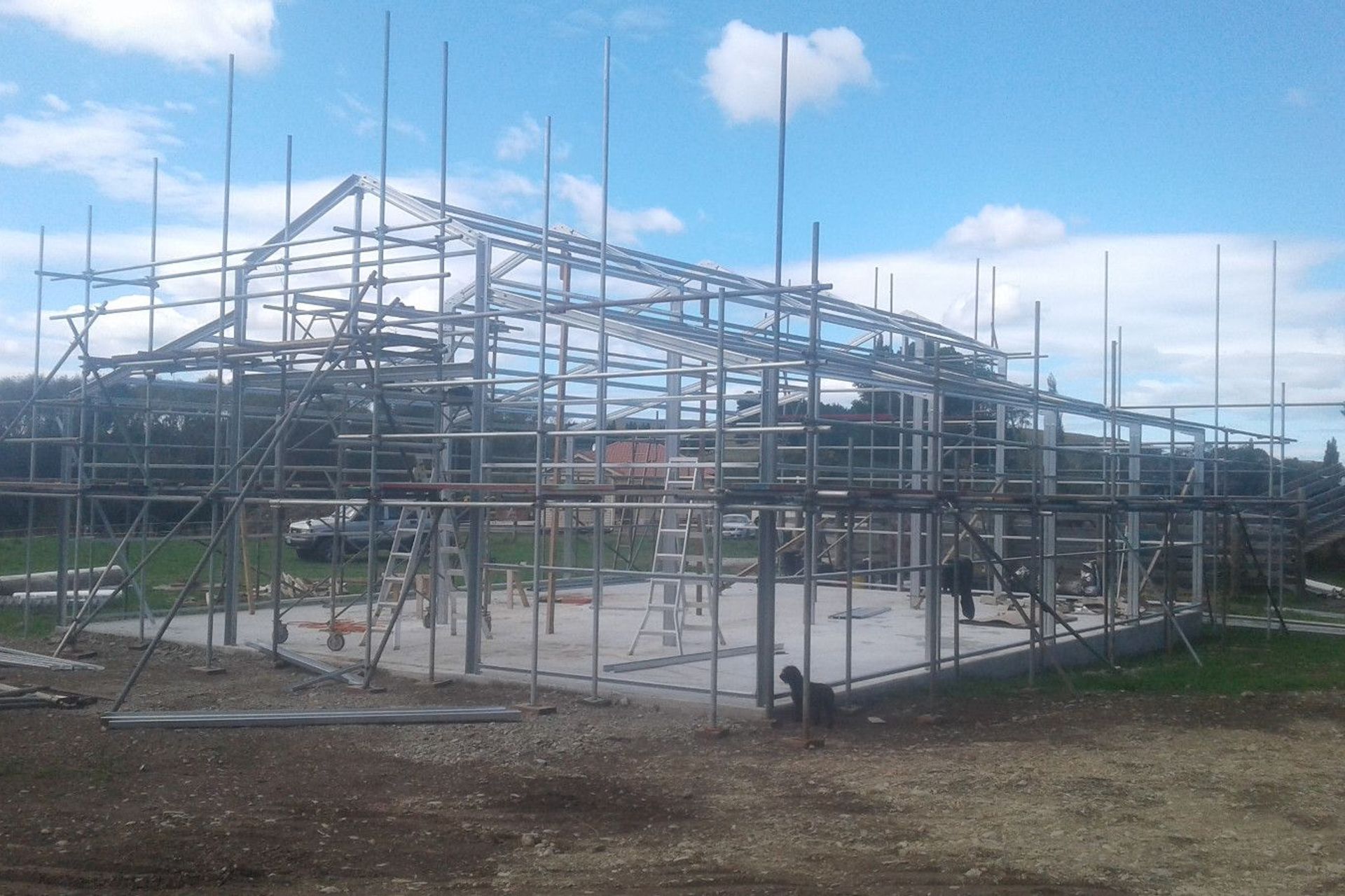 Scaffolding being erected higher, steel framing making progress cont-