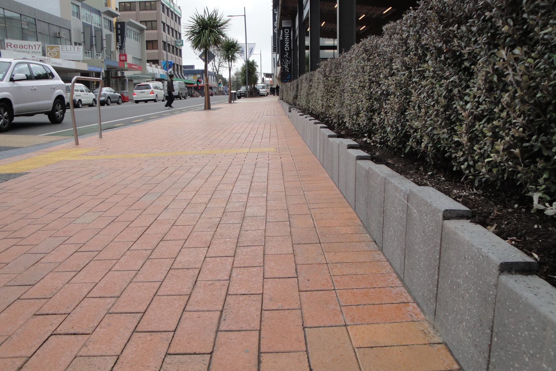 Bryce Street Commercial Veneto and Clay Paving
