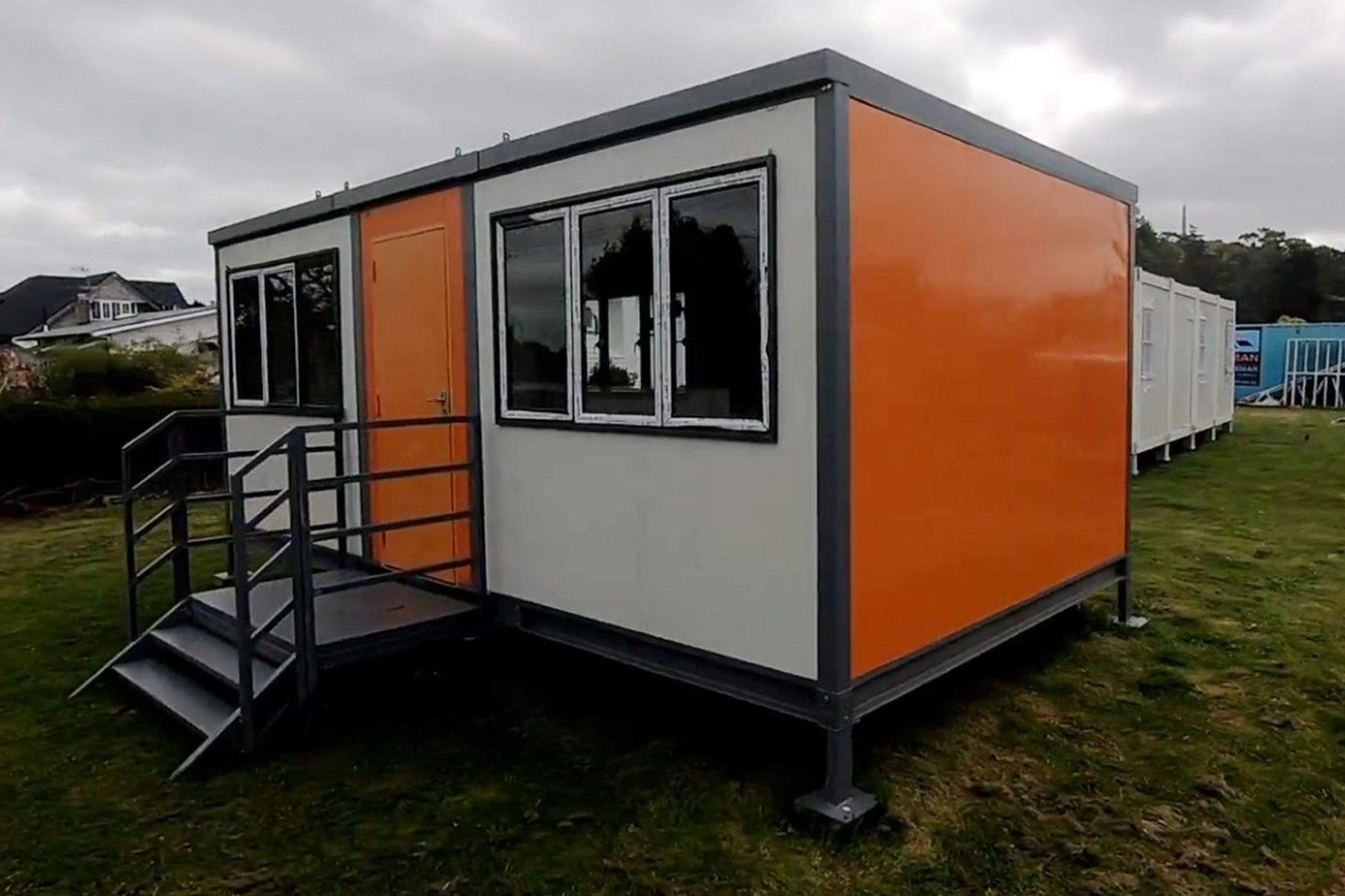 Small Kit Set Cabin Complete