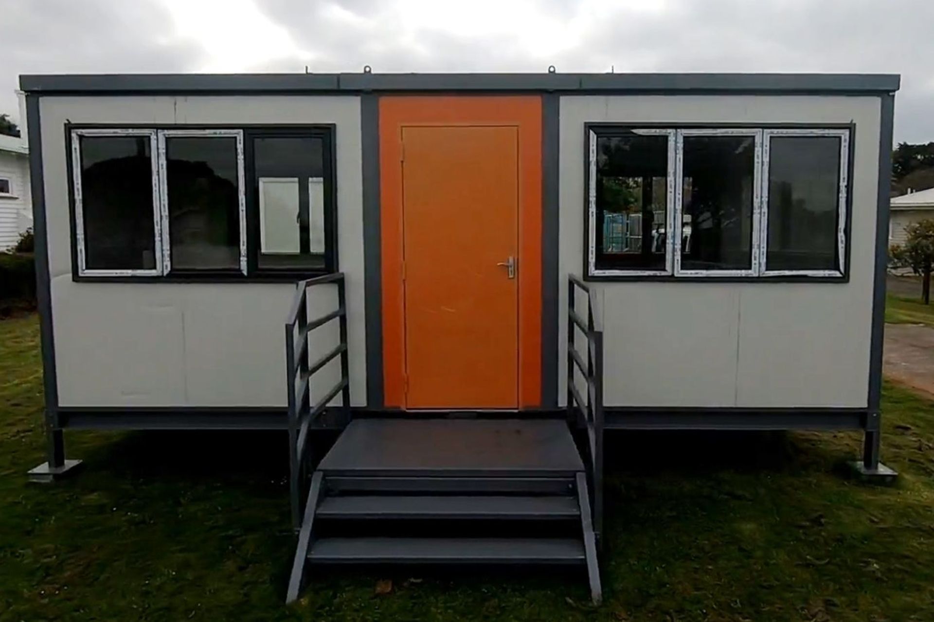 Small Kit Set Cabin Complete