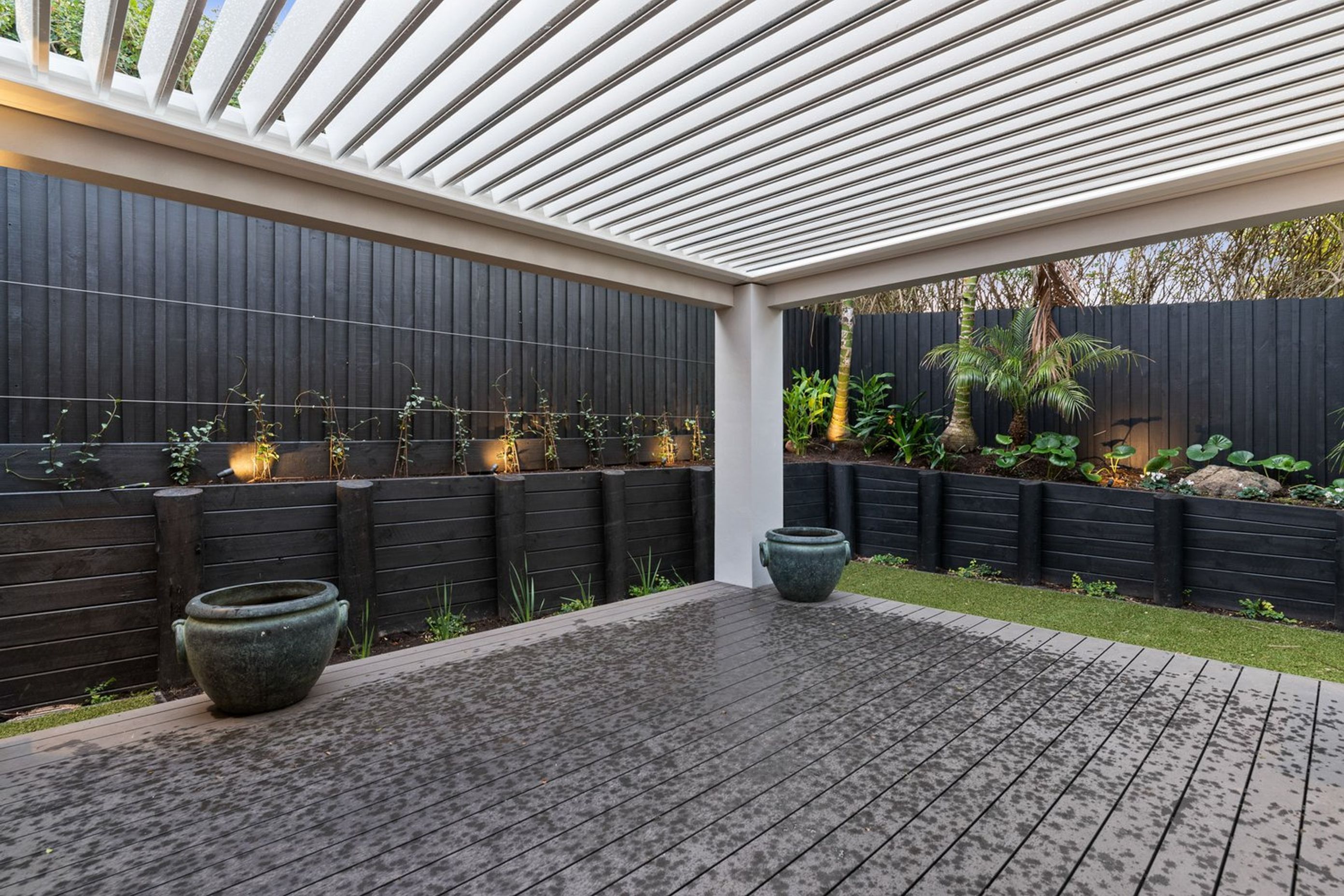 008Open2viewID513512-1BrettAve.jpg
