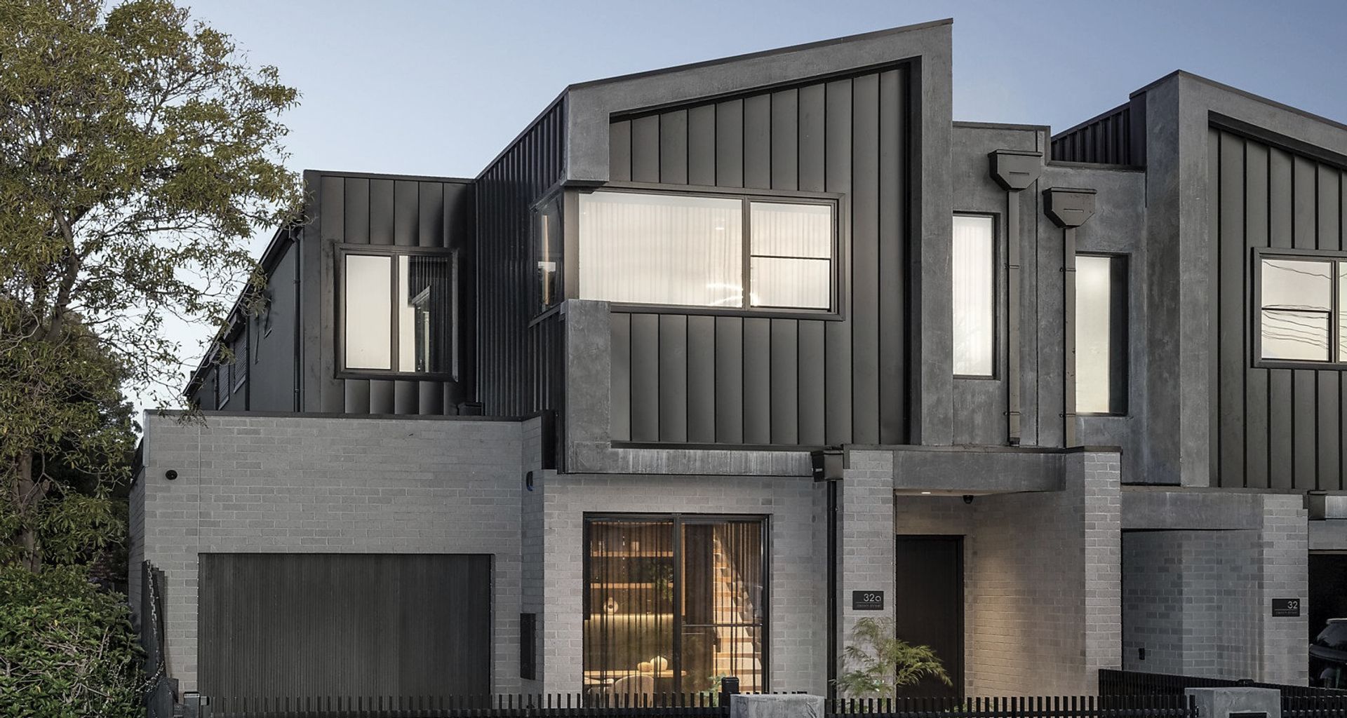 32 Deakin Street, Essendon banner