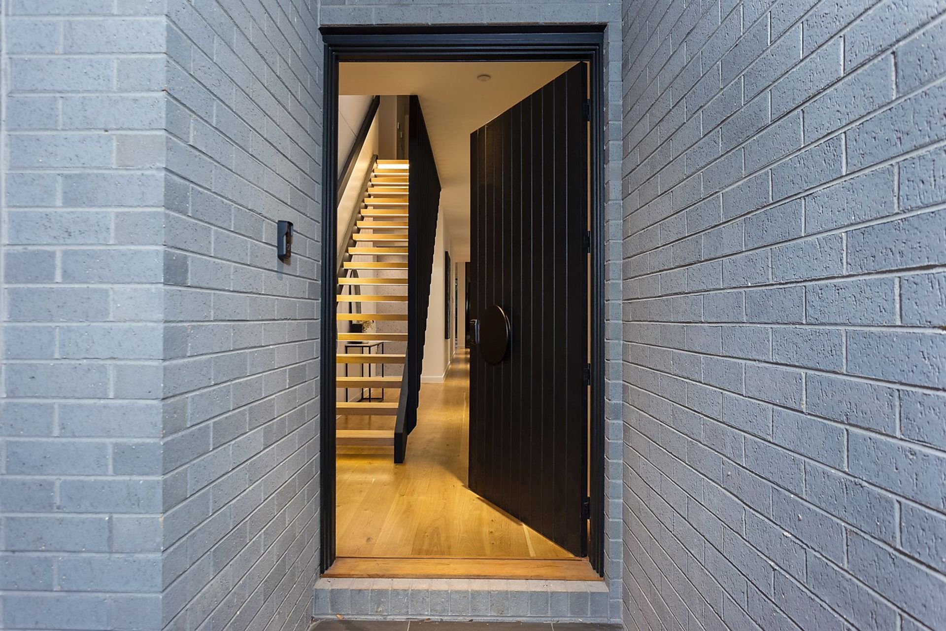 32 Deakin Street, Essendon