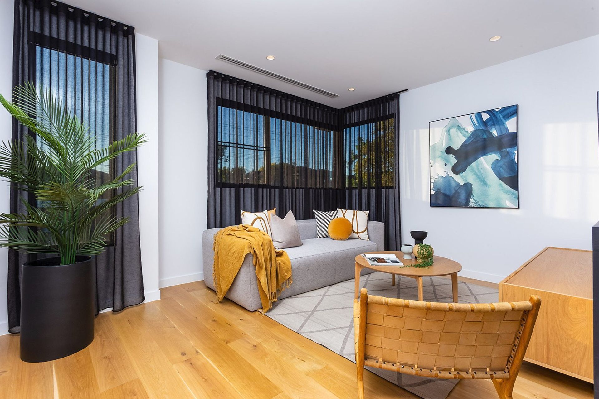 32 Deakin Street, Essendon