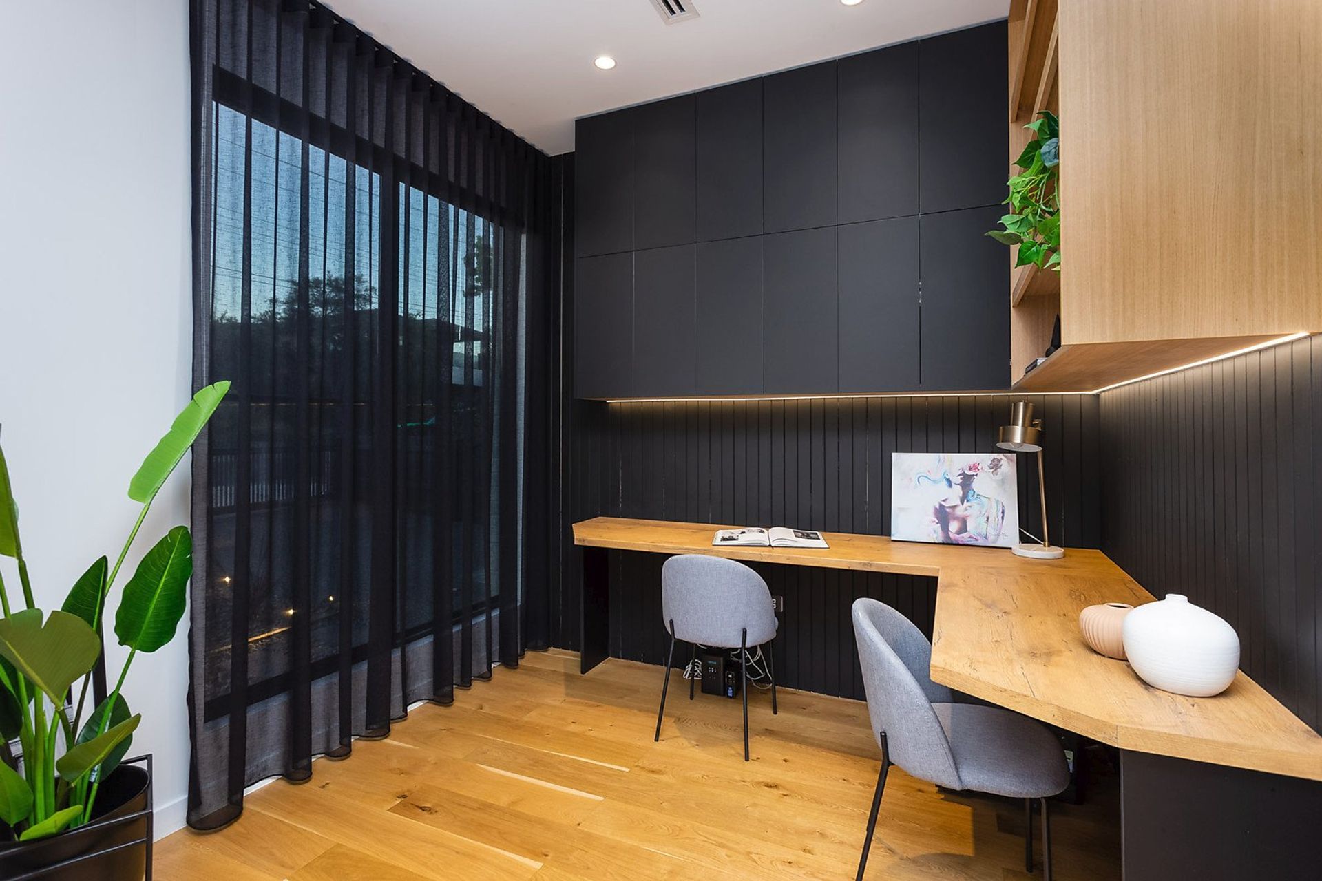 32 Deakin Street, Essendon