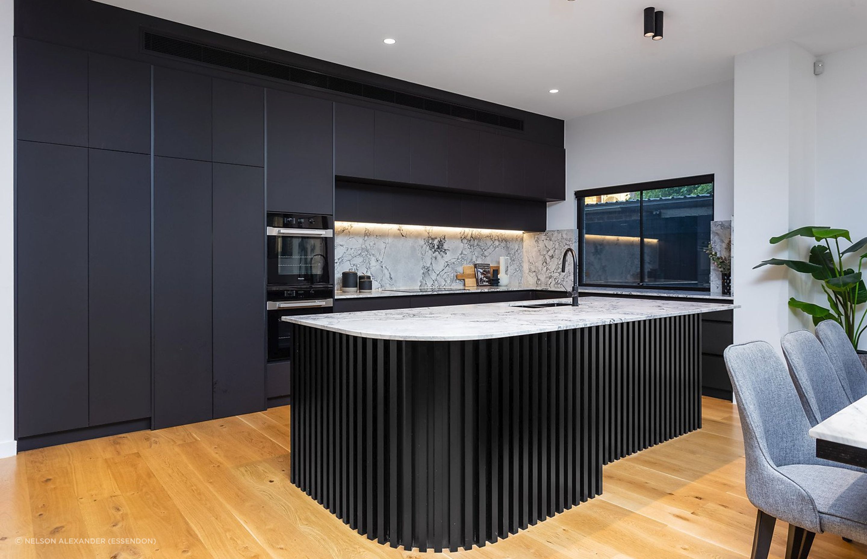 32 Deakin Street, Essendon