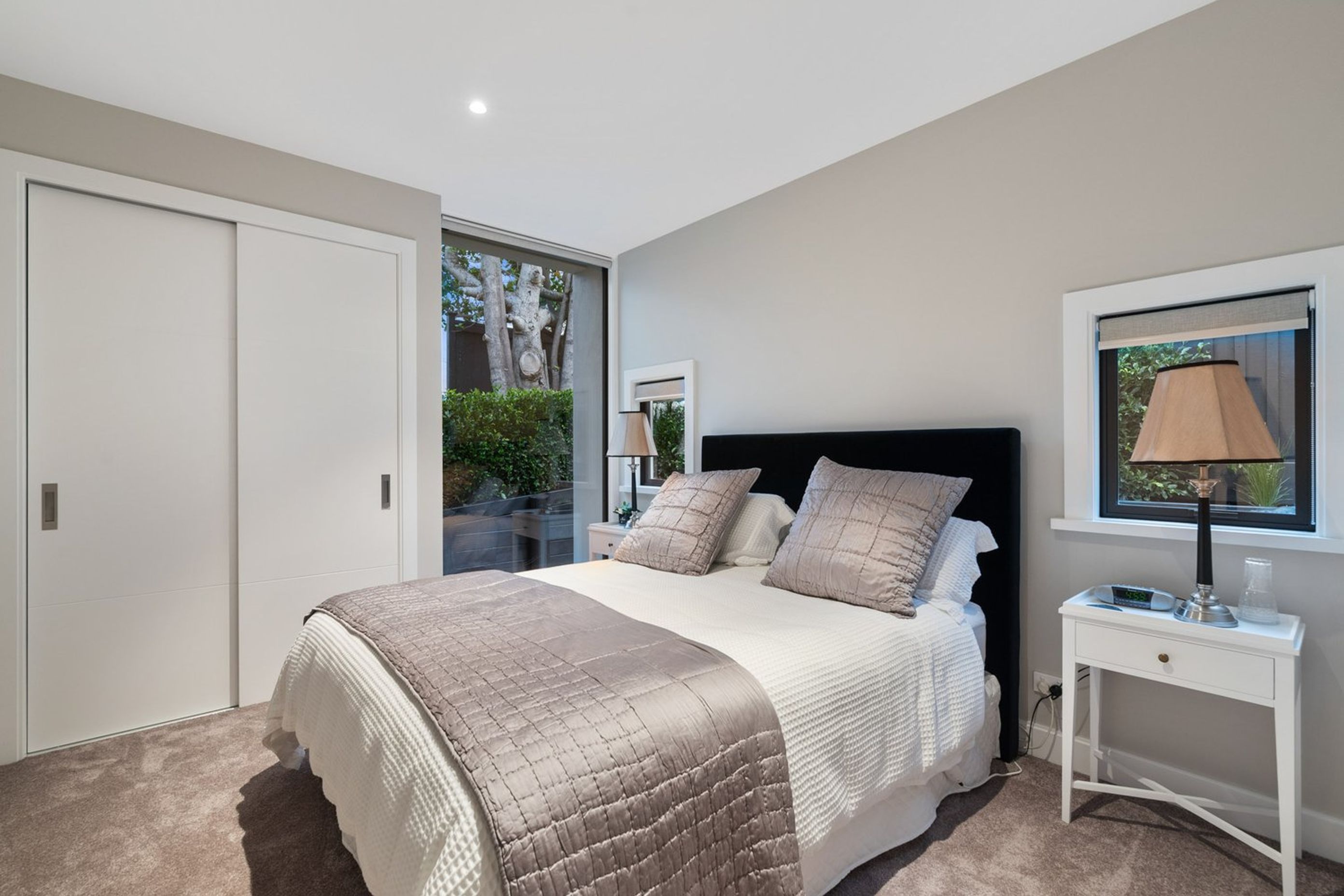 011Open2viewID513512-1BrettAve.jpg