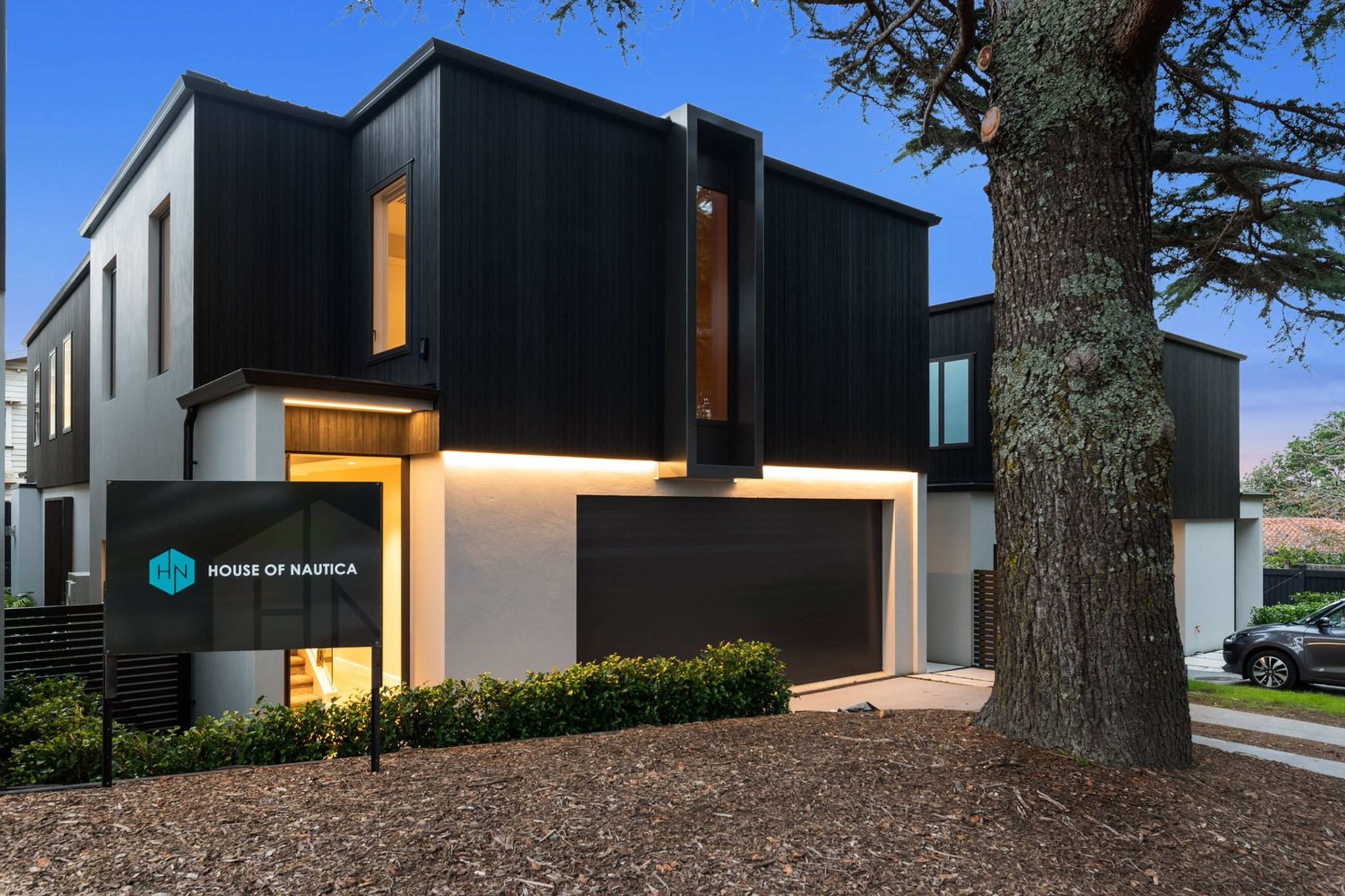 018Open2viewID513512-1BrettAve.jpg