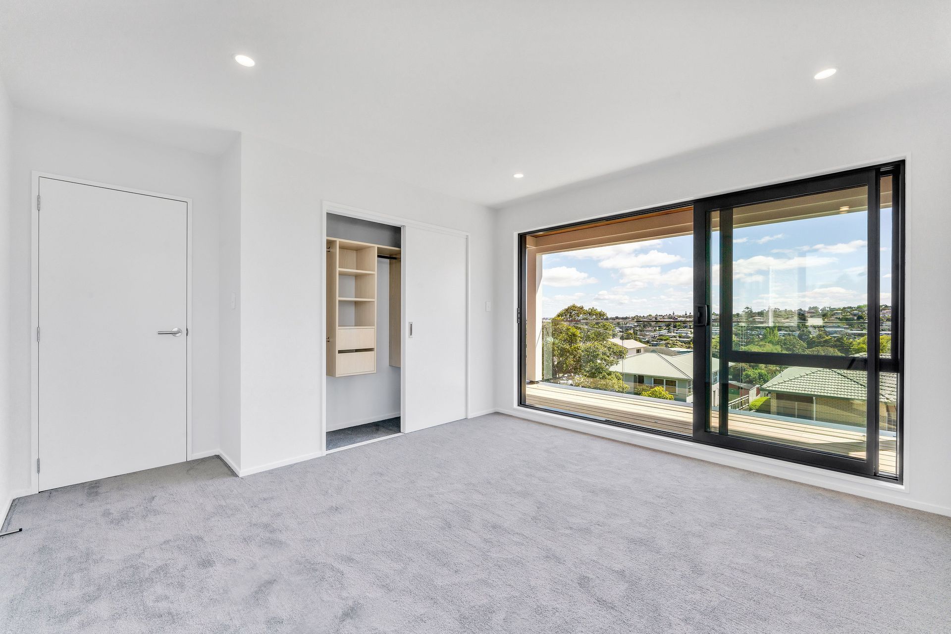 Blockhouse Bay Multi-house dwelling