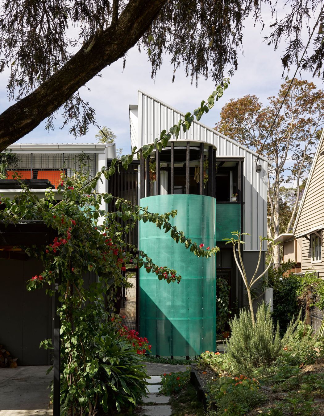 LiveWorkShare House