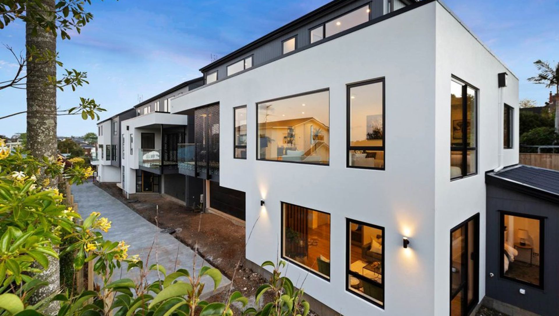 Epsom 3-Lot Development banner
