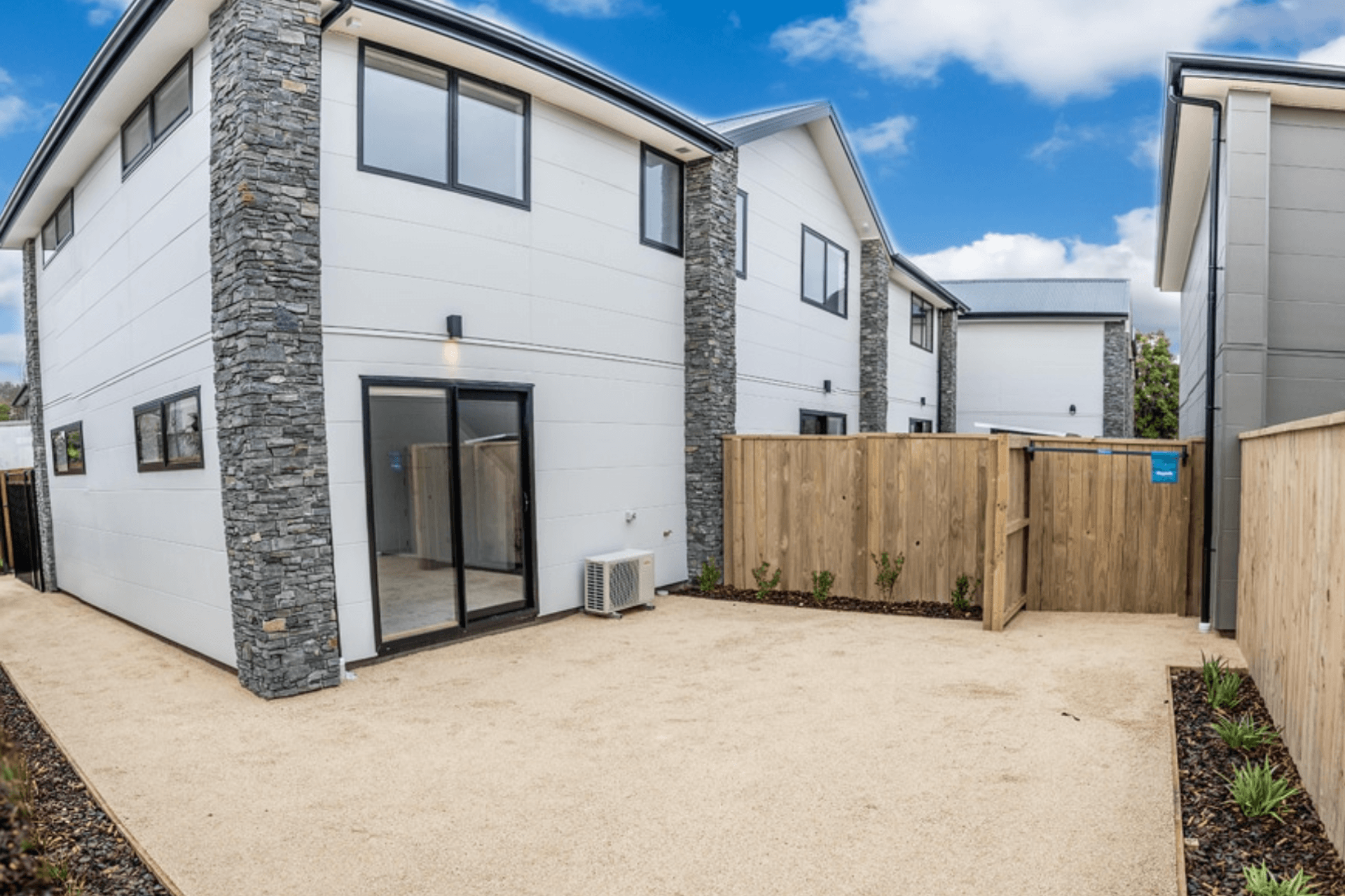 12 Freyberg Ave