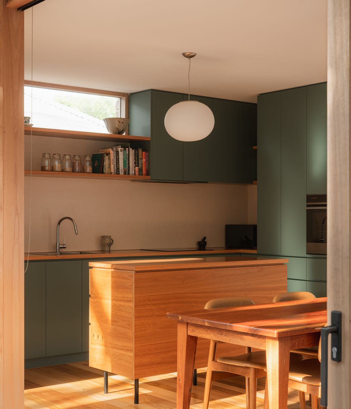 153-Little-Brick-House-Ben-Callery-Architects-high-res-09.jpg