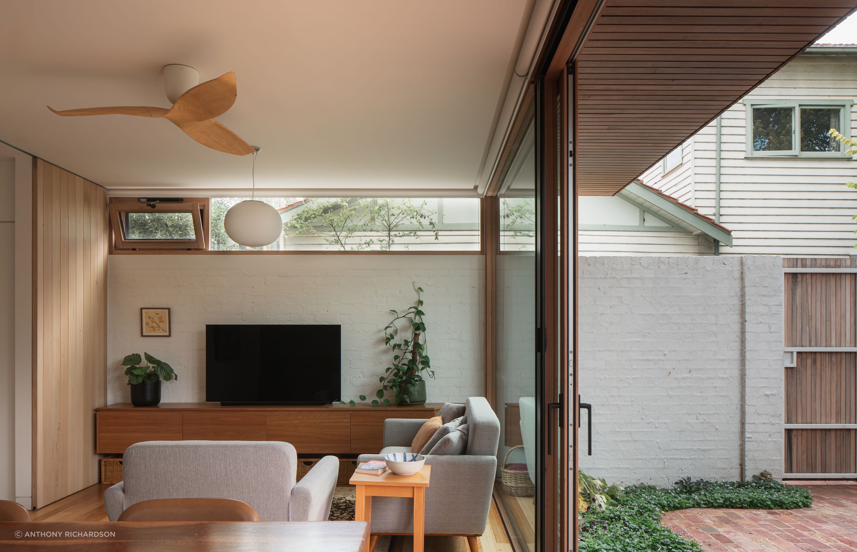 153-Little-Brick-House-Ben-Callery-Architects-high-res-11.jpg