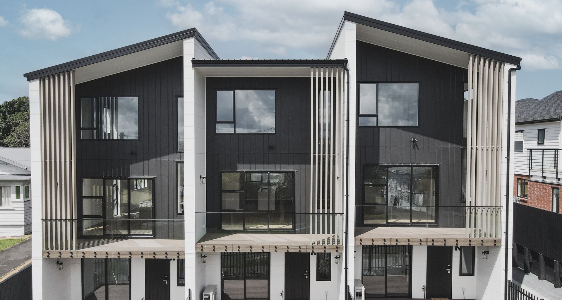 Roberton Residence, Avondale Heights banner