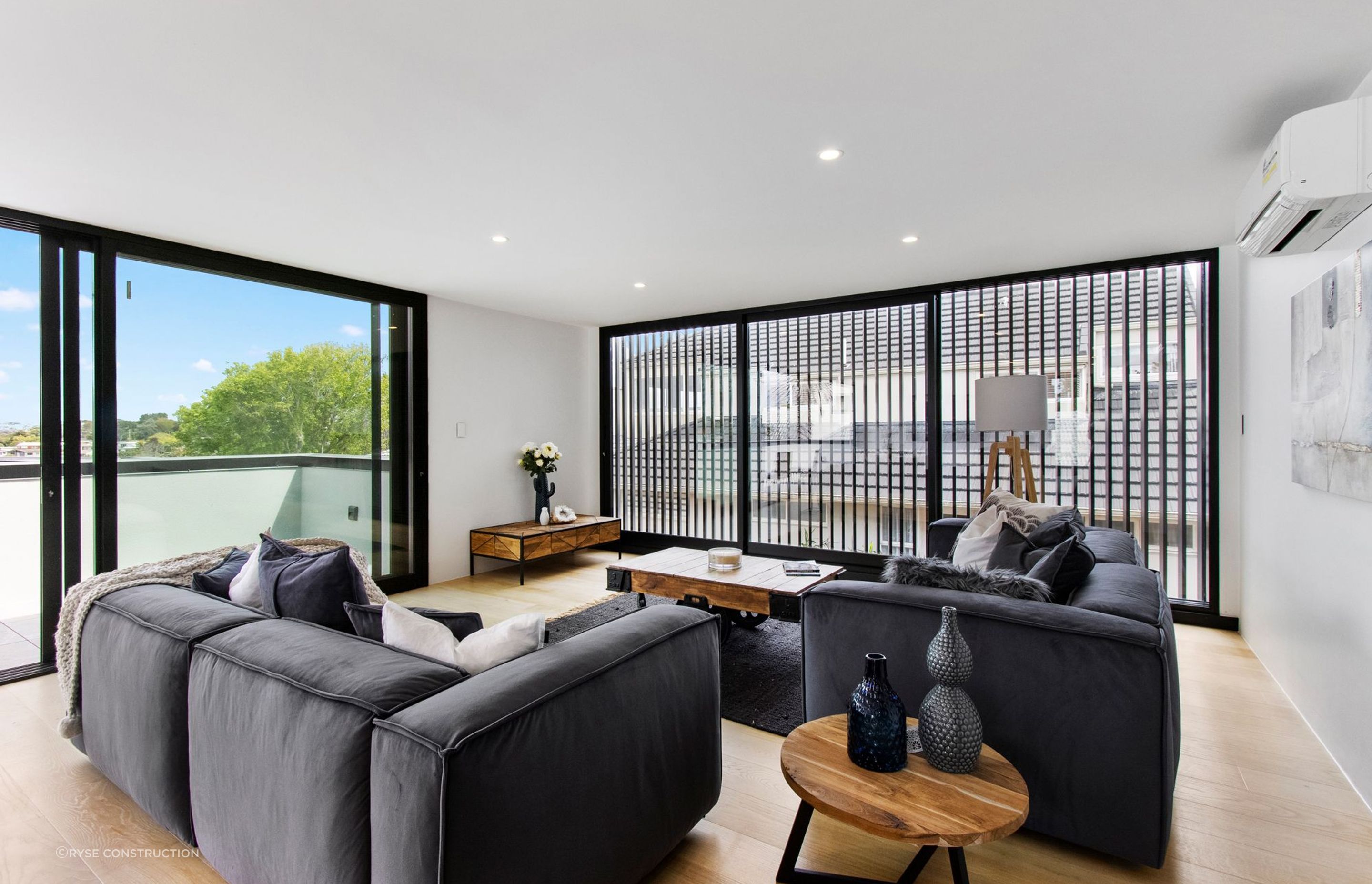 Hurstmere Road, Takapuna