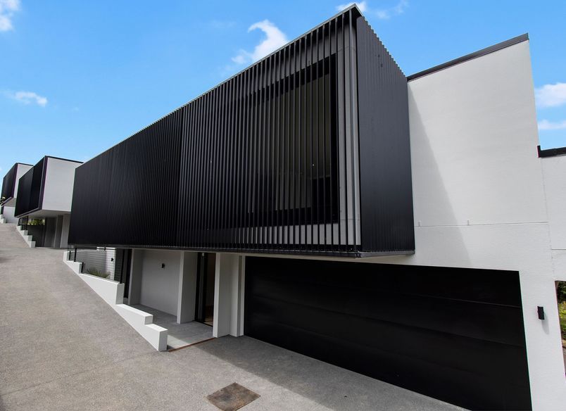 The Lakefront Houses