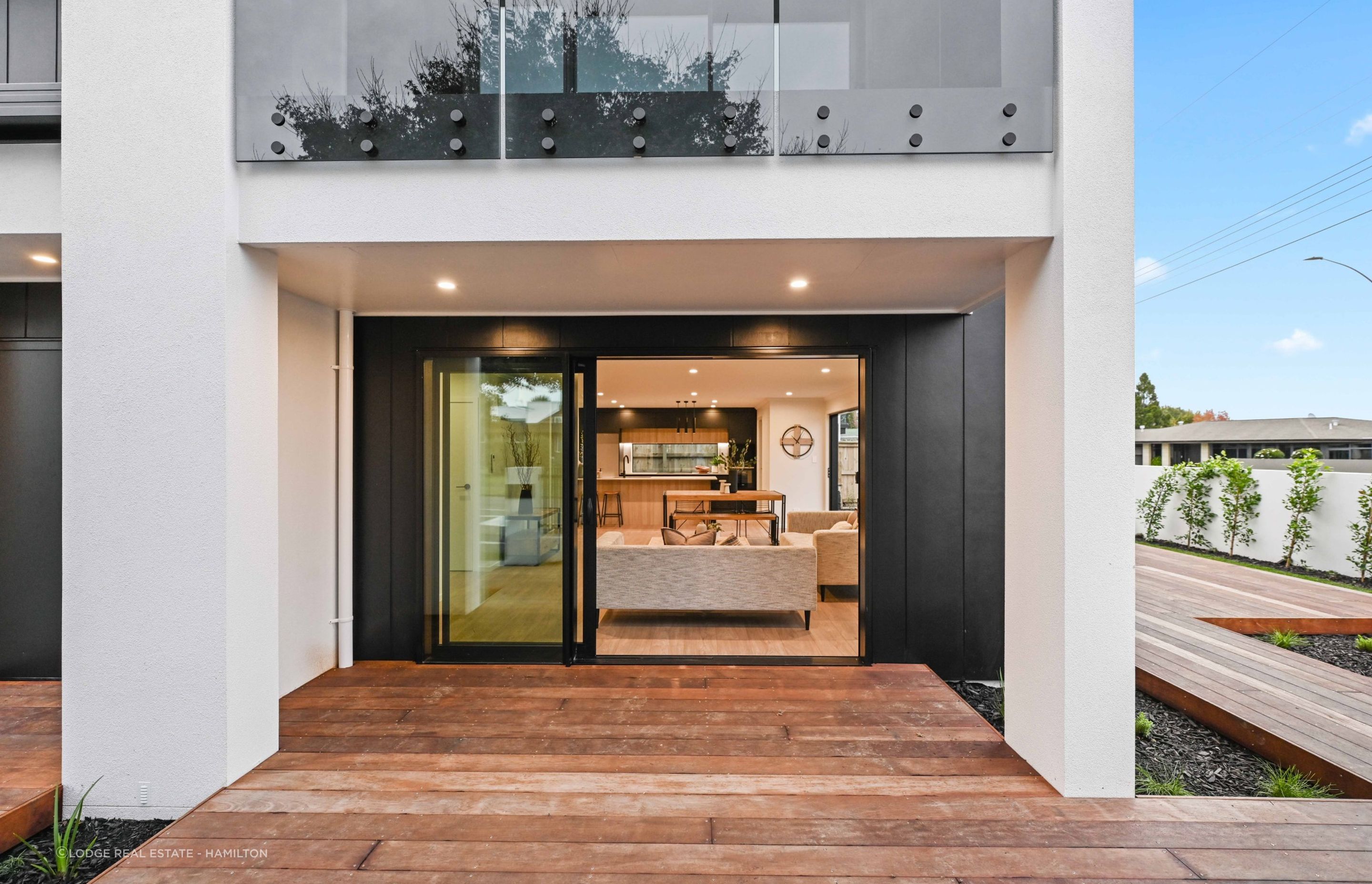 CONSTANCE DUPLEXES