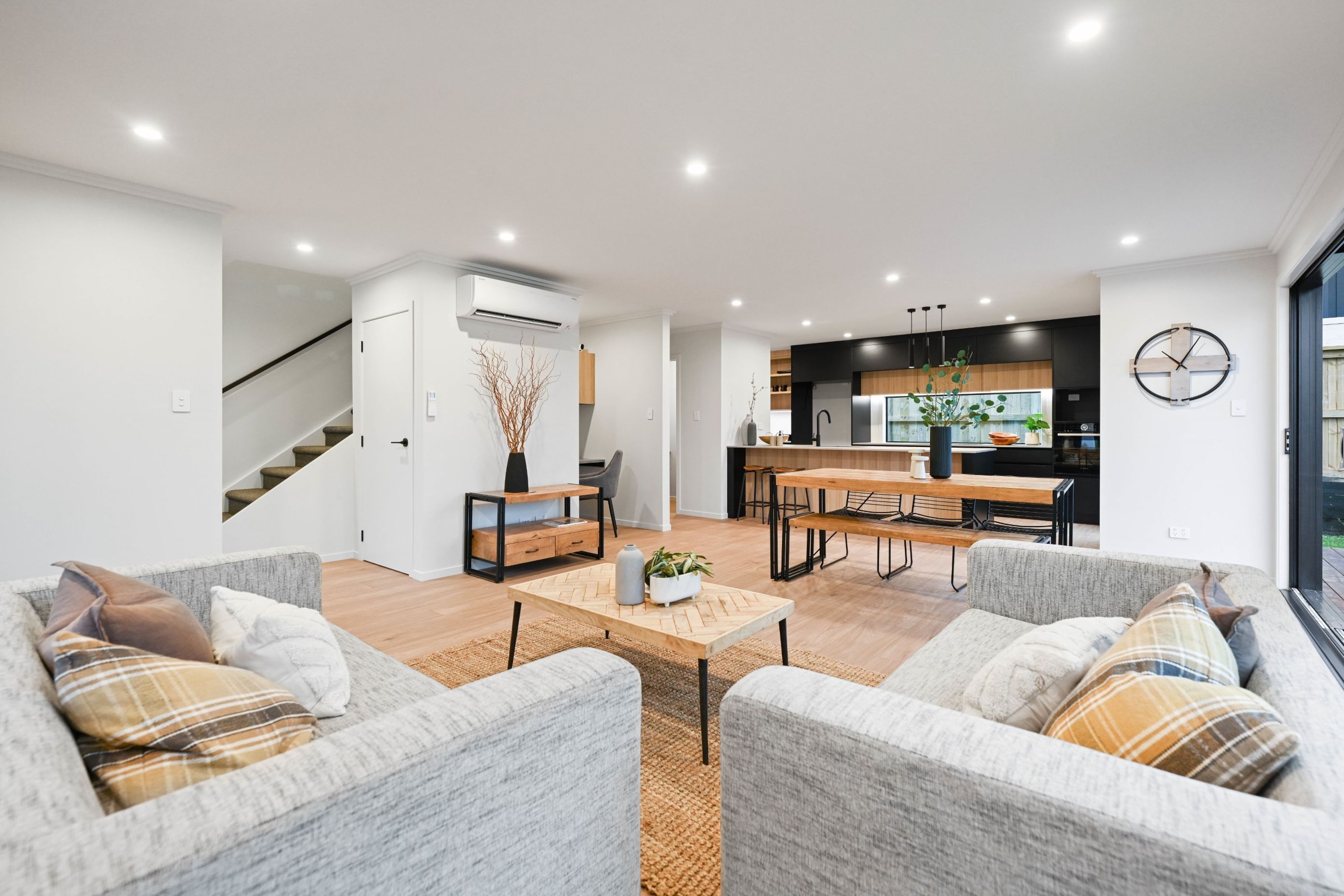 CONSTANCE DUPLEXES 
