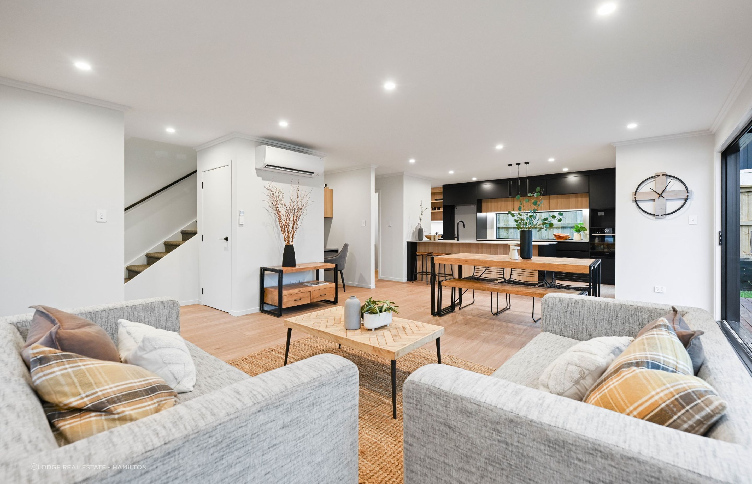 CONSTANCE DUPLEXES