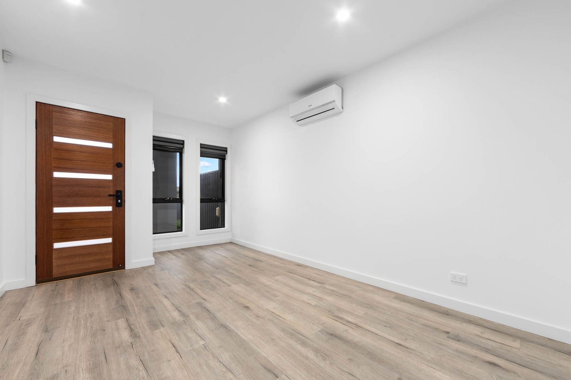 2-Front-Living.jpg