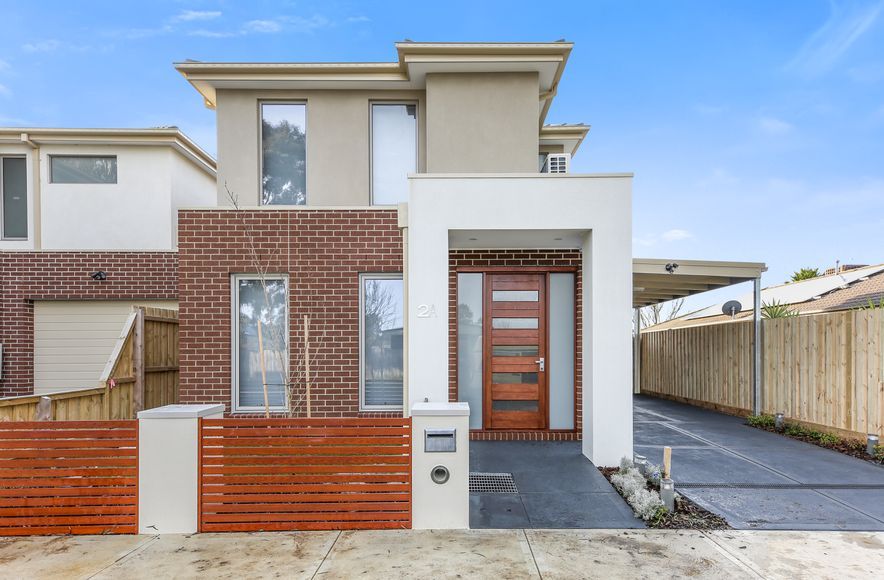 Cherryhills Drive, Cranbourne