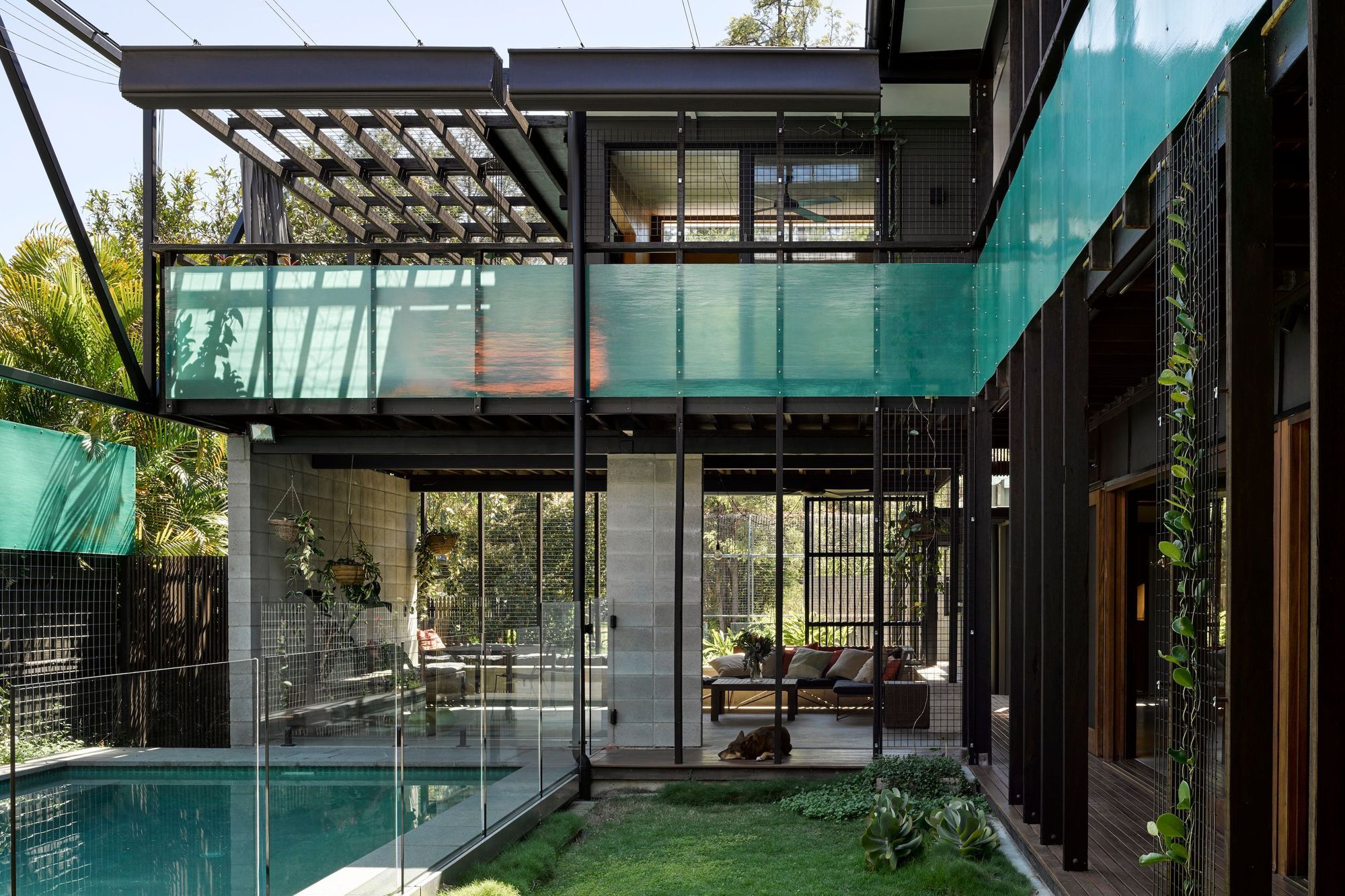 LiveWorkShare House
