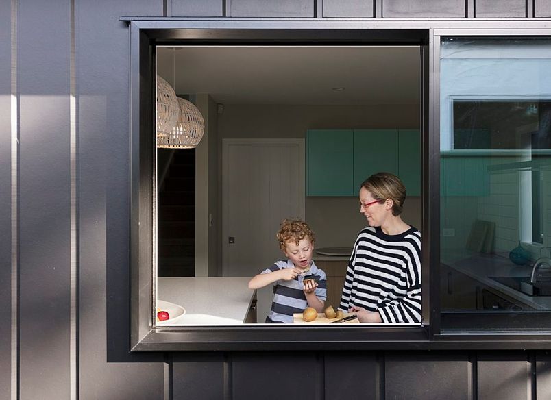 The Modern Look of the Darker Colours, Titirangi