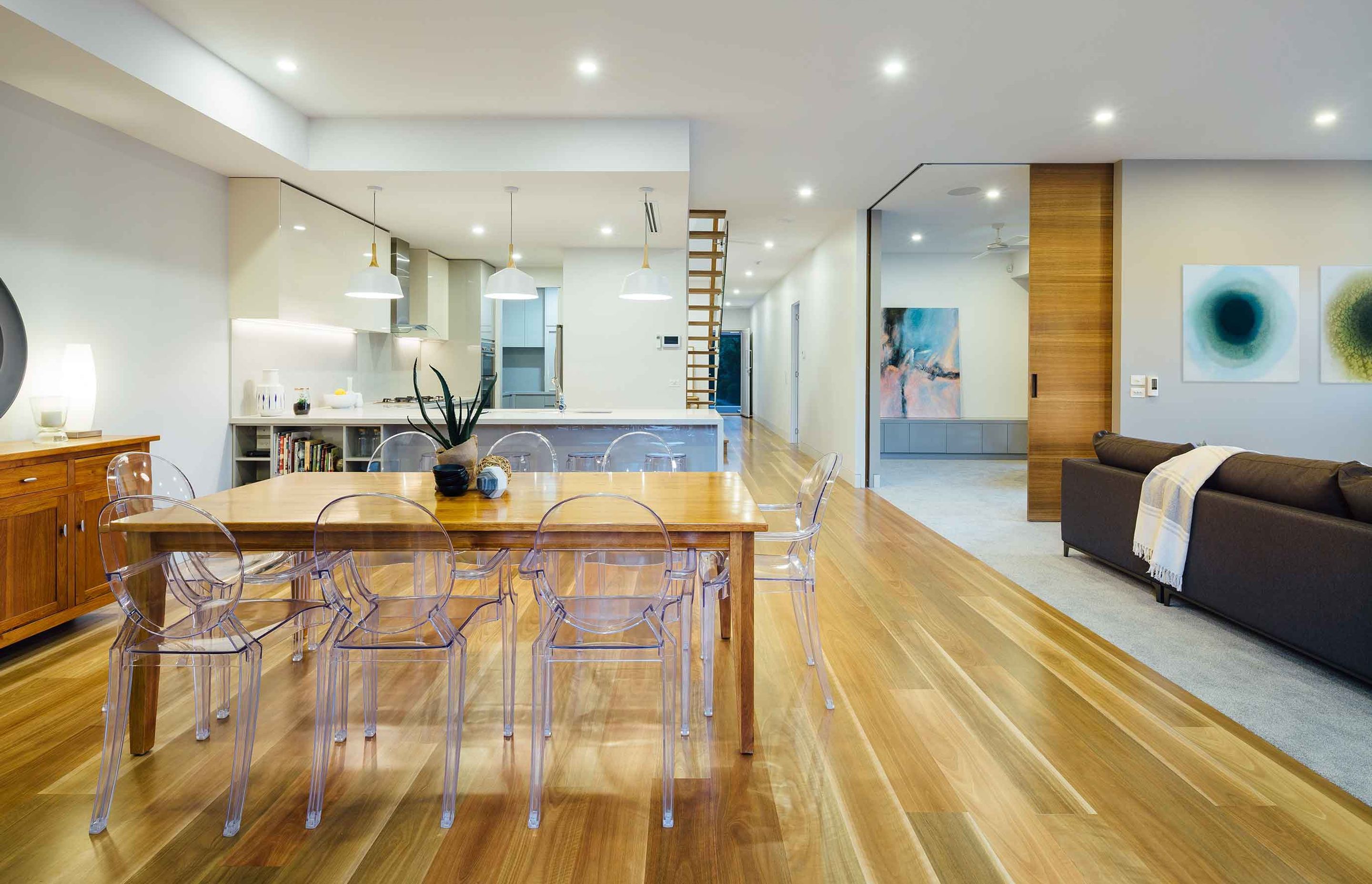 Raynes St