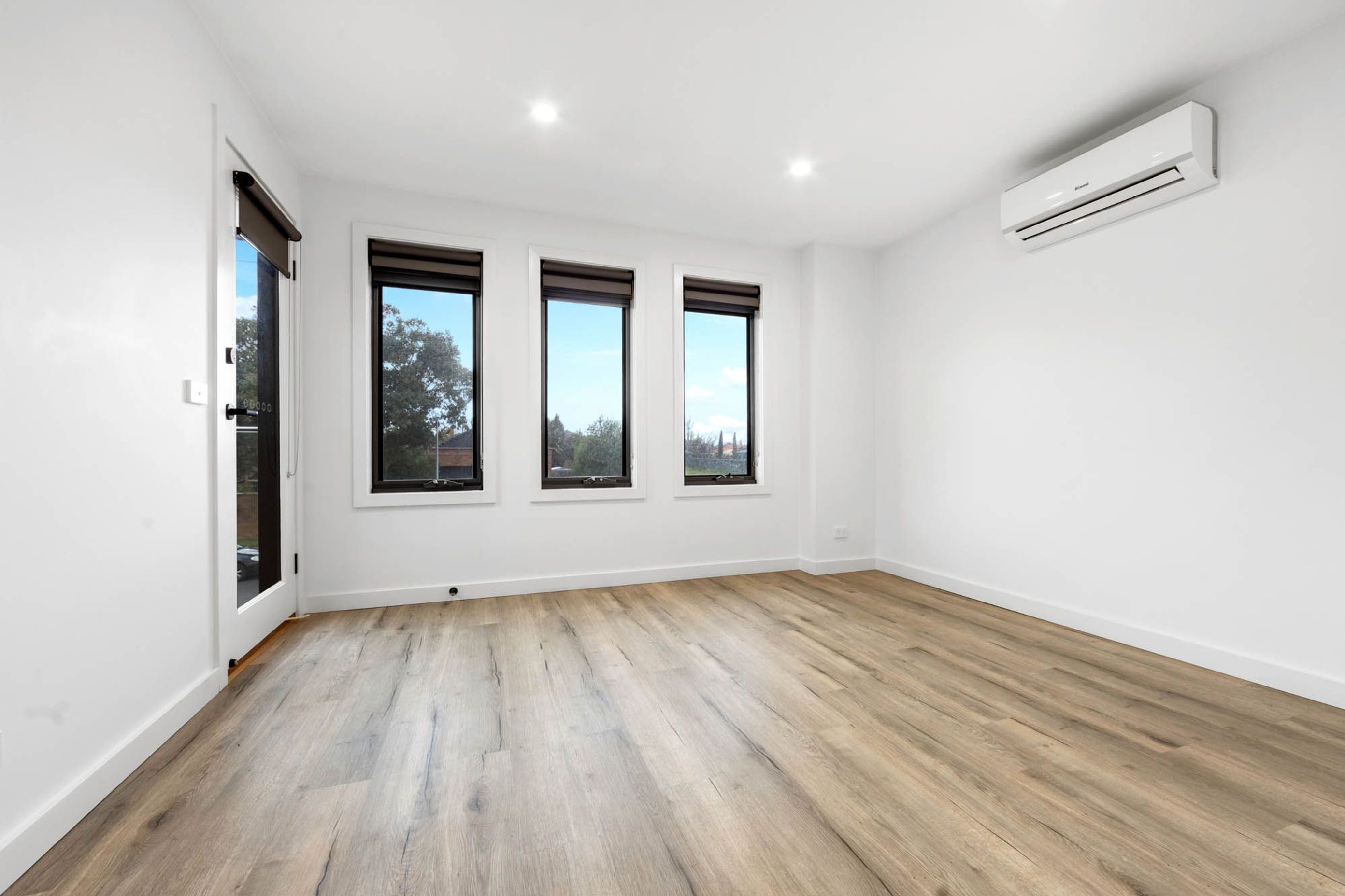 7-Master-Bedroom.jpg