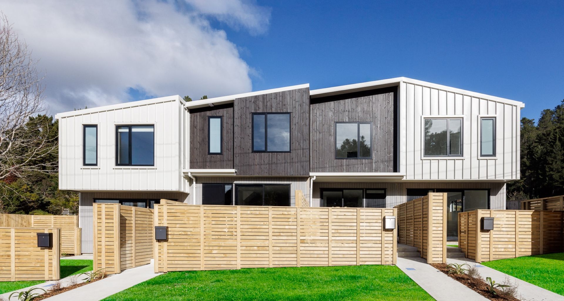 Raukawa Street Townhouse Development banner