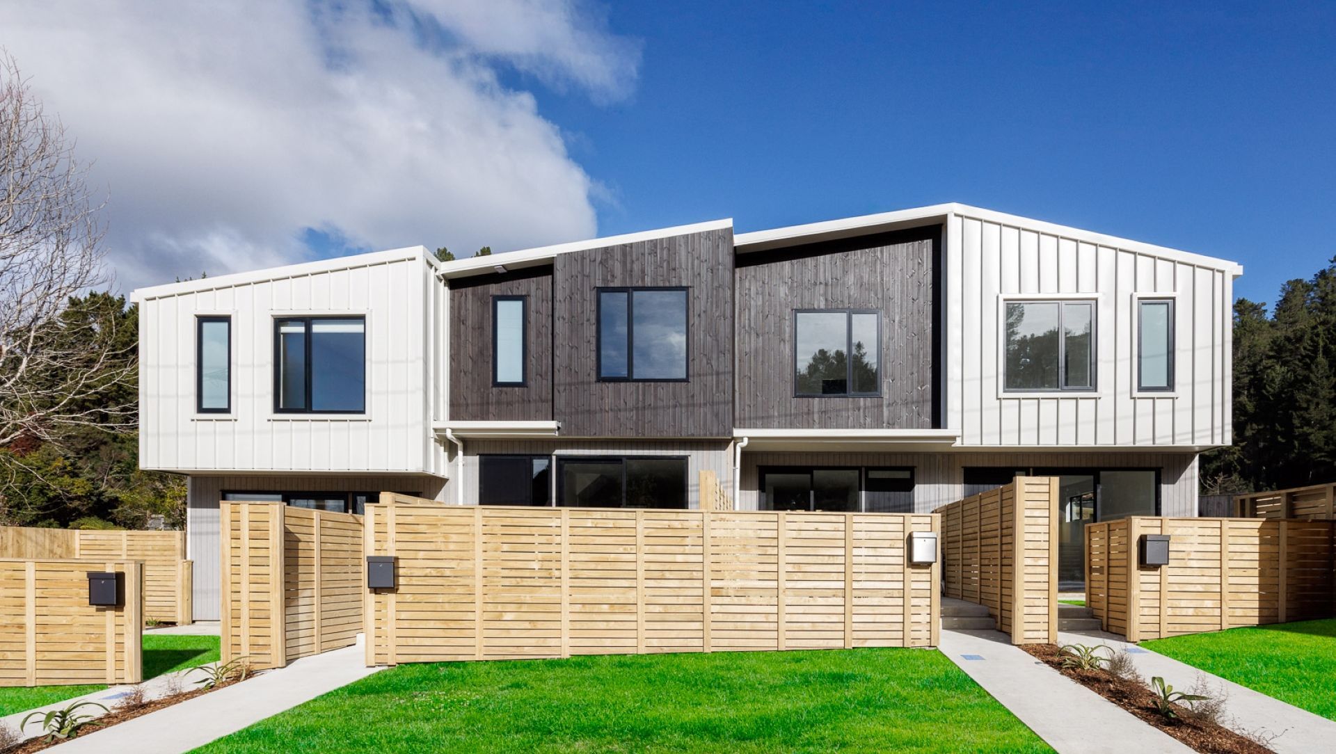 Raukawa Street Townhouse Development banner