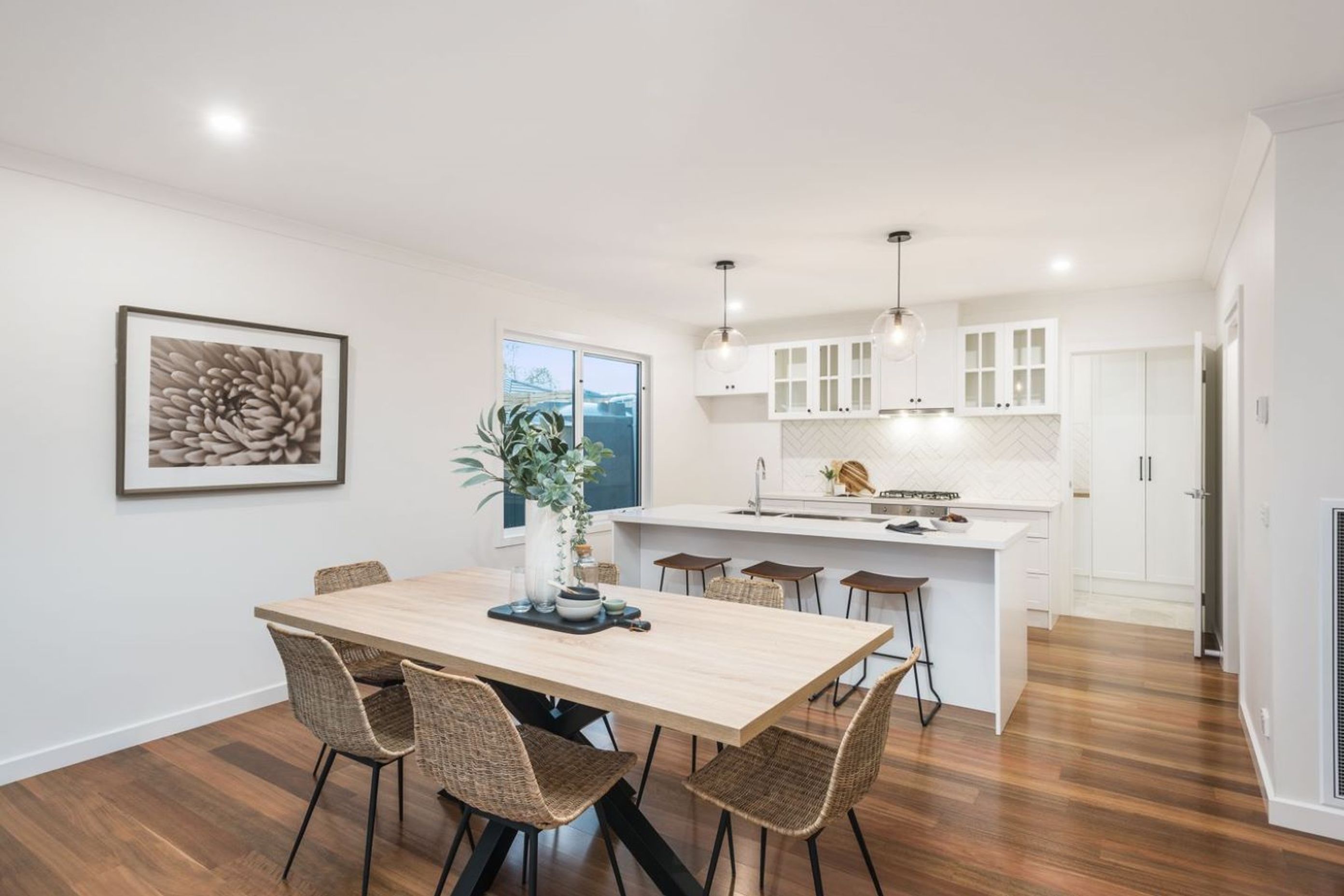 712-residential-L2246042-1615866641HOh0wf.jpg