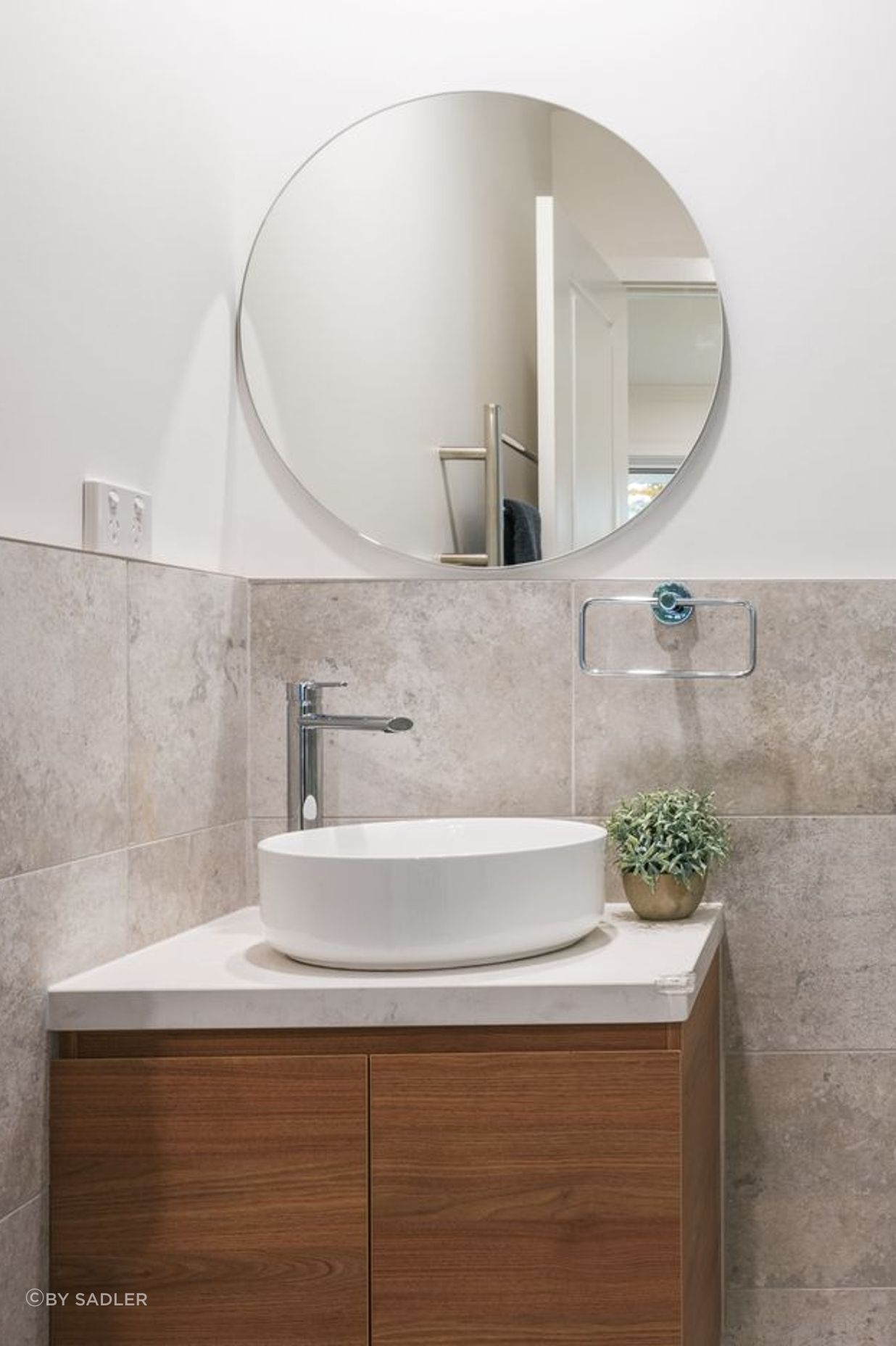 712-residential-L2246042-1615866641milvyQ.jpg