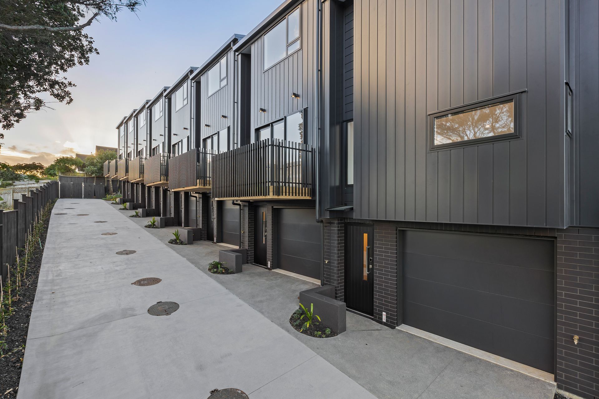 Riddell Road Multi-Unit