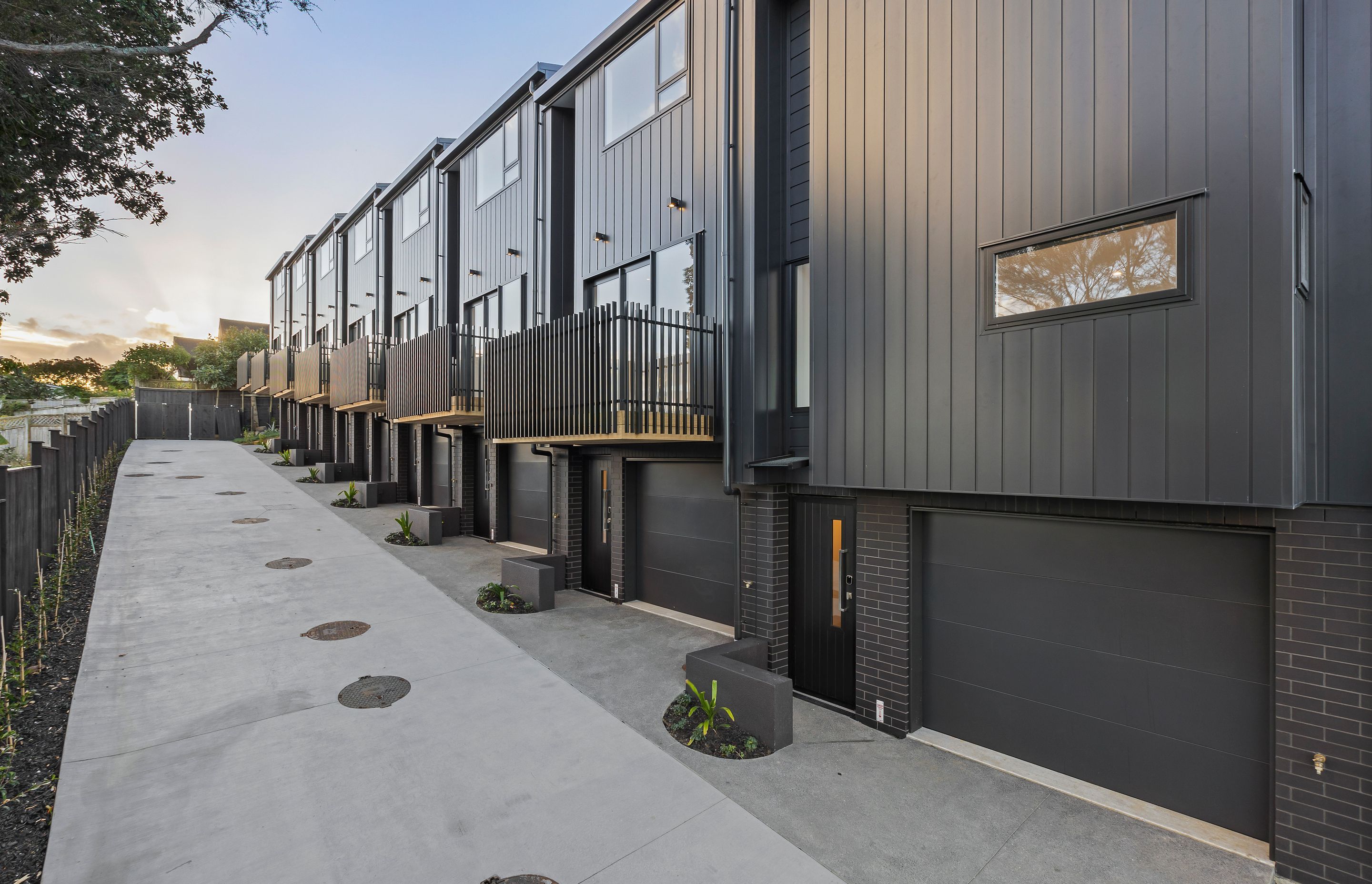 Riddell Road Multi-Unit