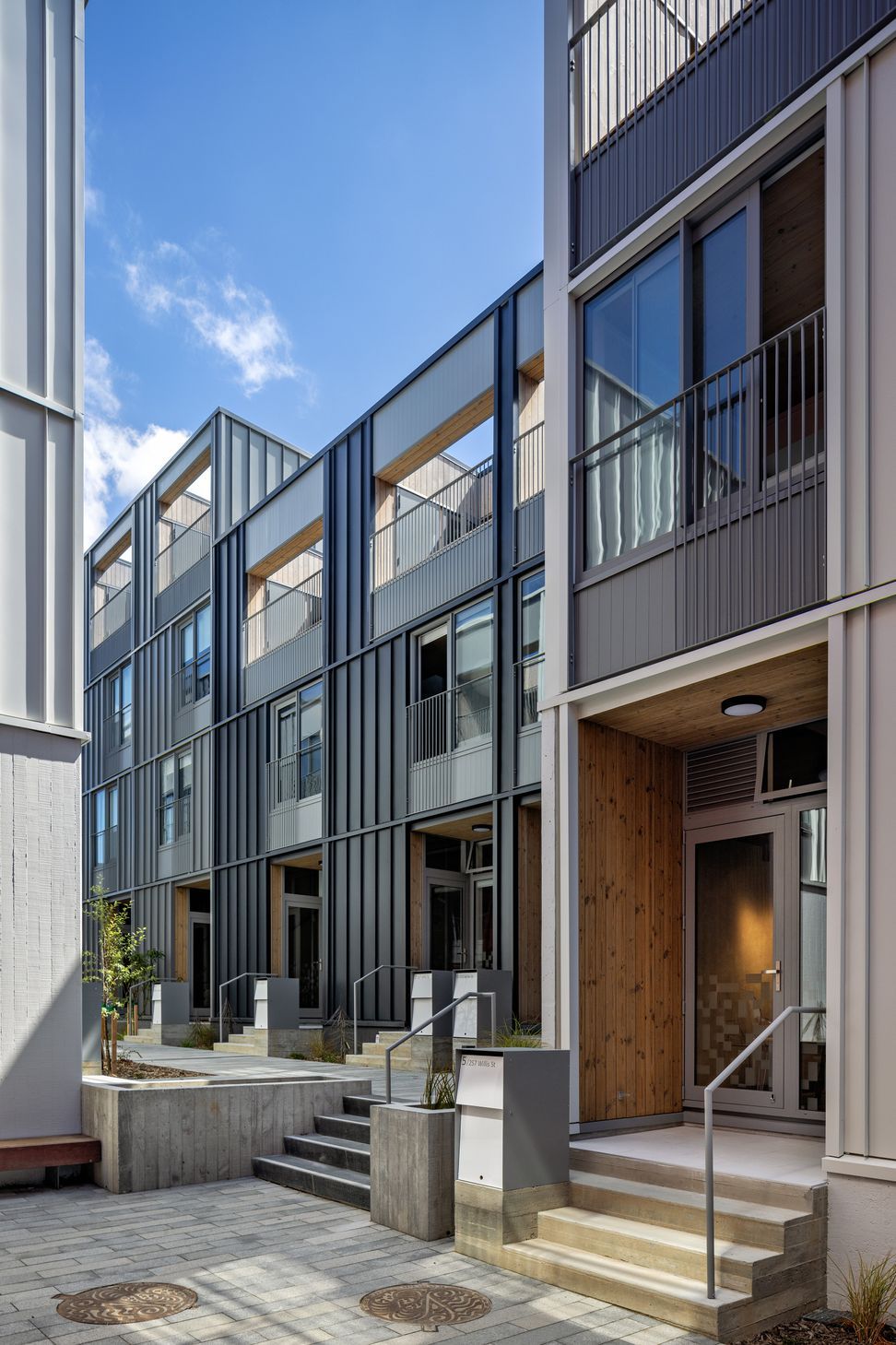 ARO-livinglaneways-viewPaul-McCredie6.jpg