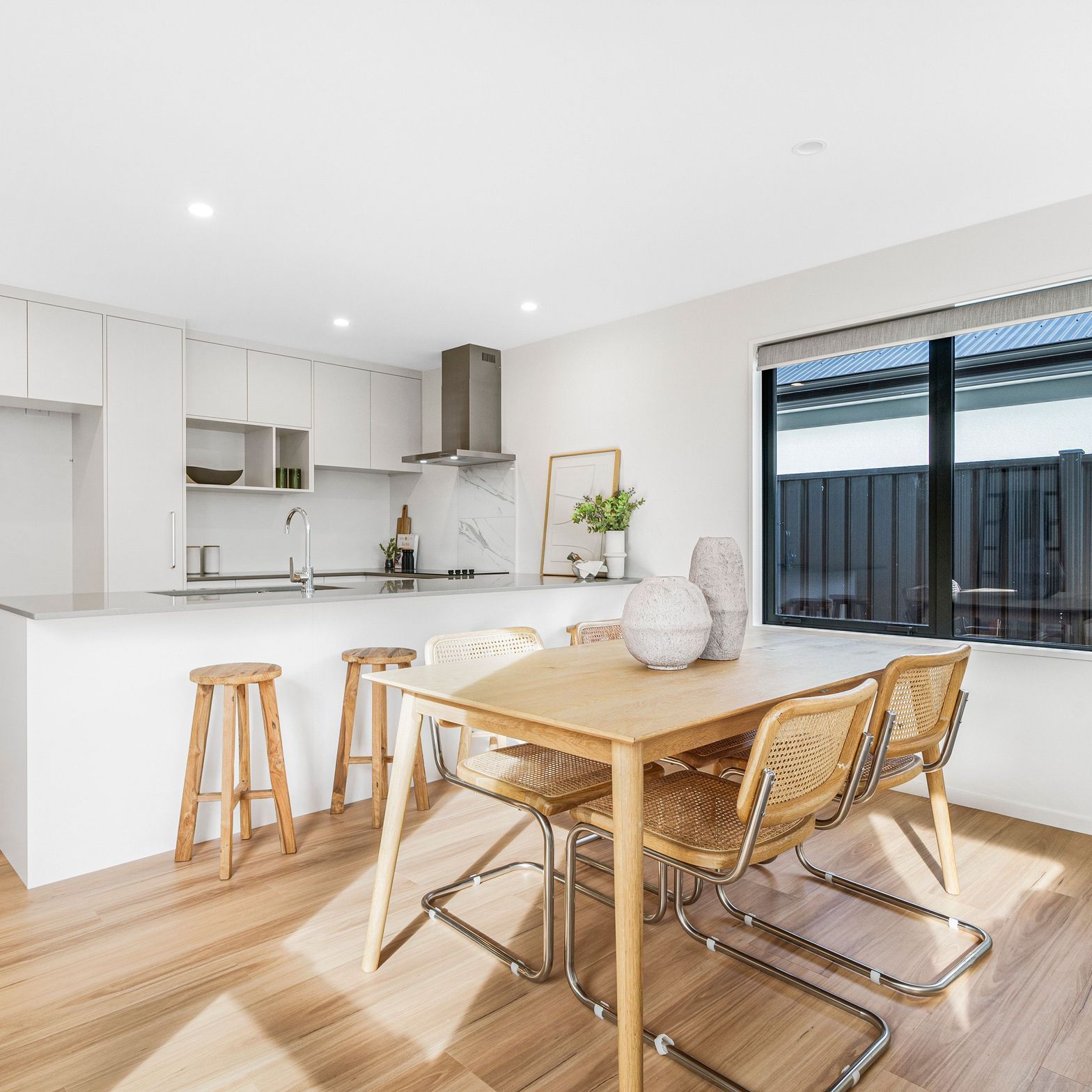 AbsoluteHomesBeachgrove11.jpg