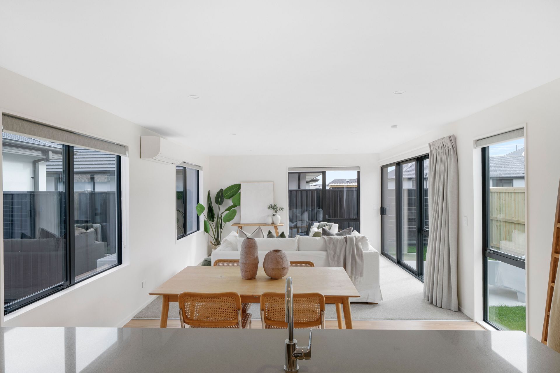 AbsoluteHomesBeachgrove2.jpg