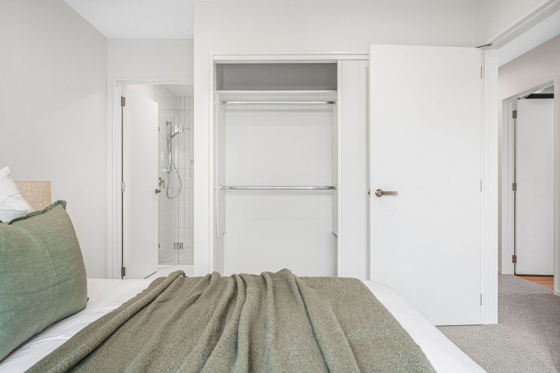 AbsoluteHomesBeachgrove20.jpg