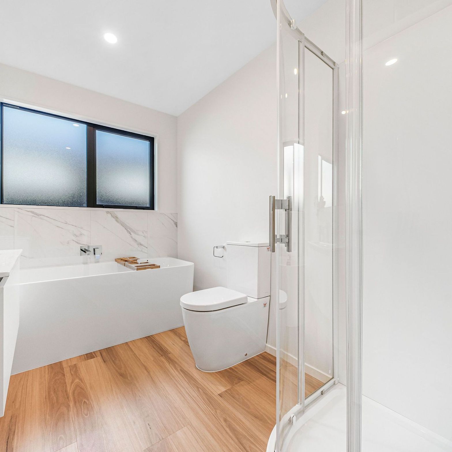 AbsoluteHomesBeachgrove23.jpg