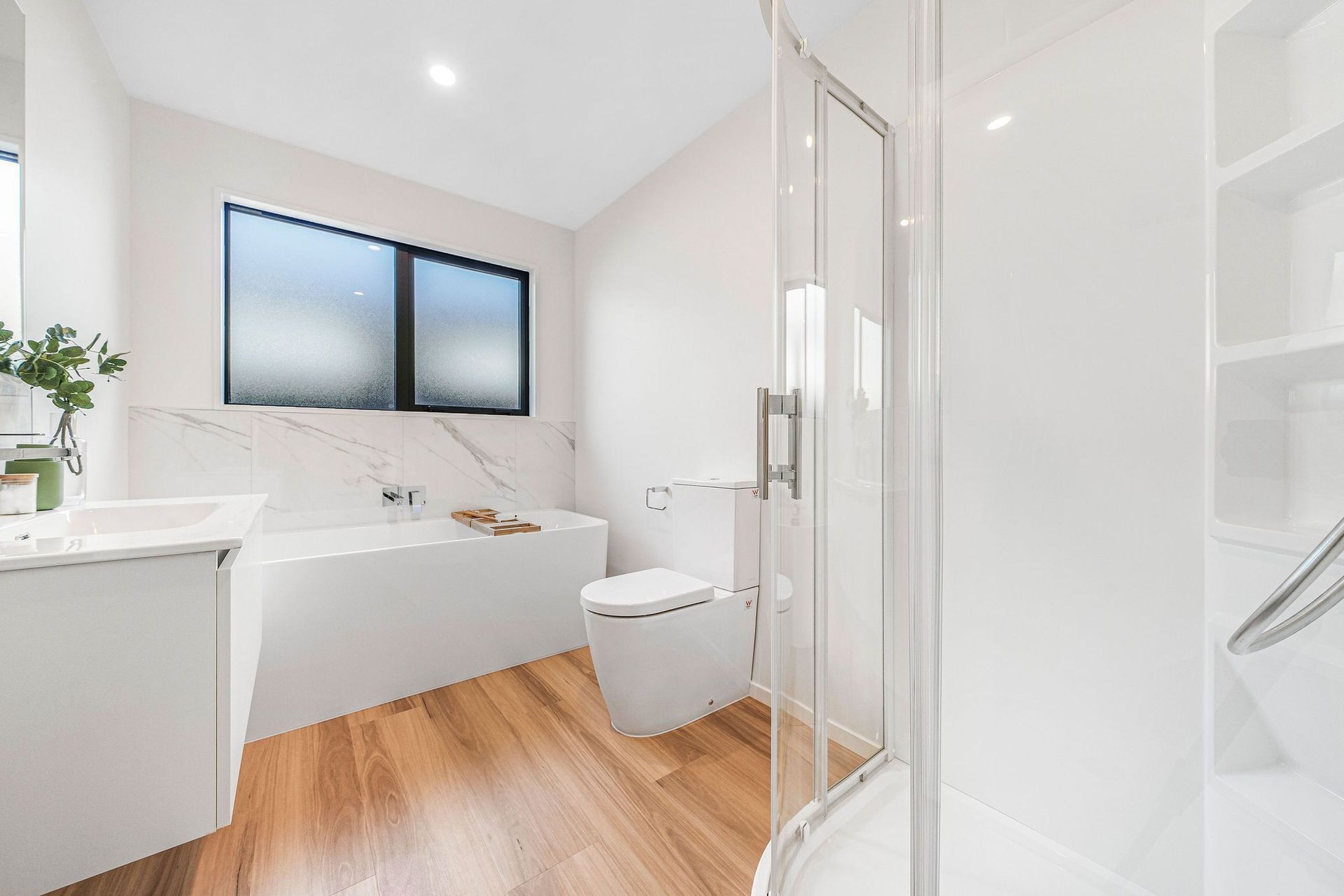 AbsoluteHomesBeachgrove23.jpg
