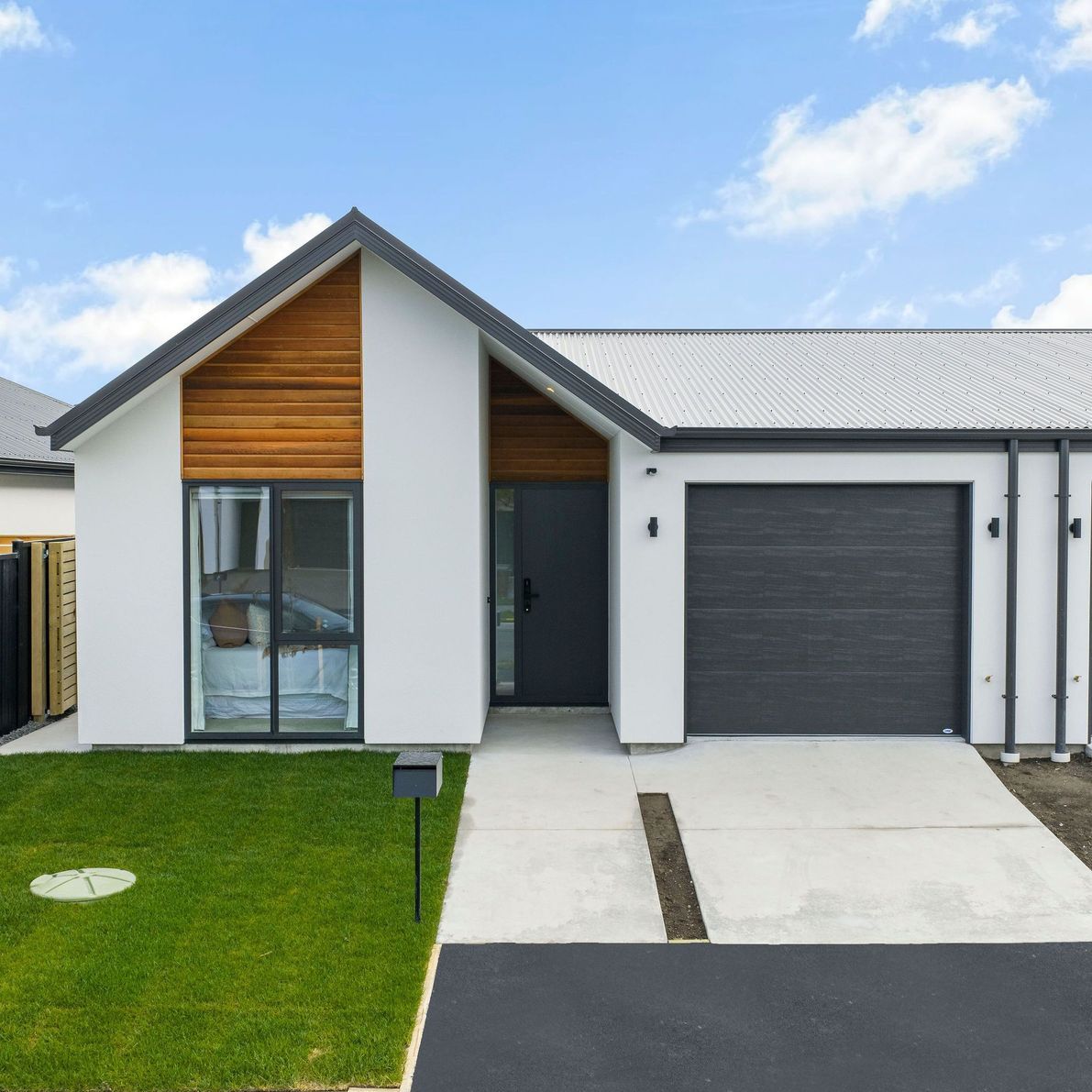 AbsoluteHomesBeachgrove30.jpg