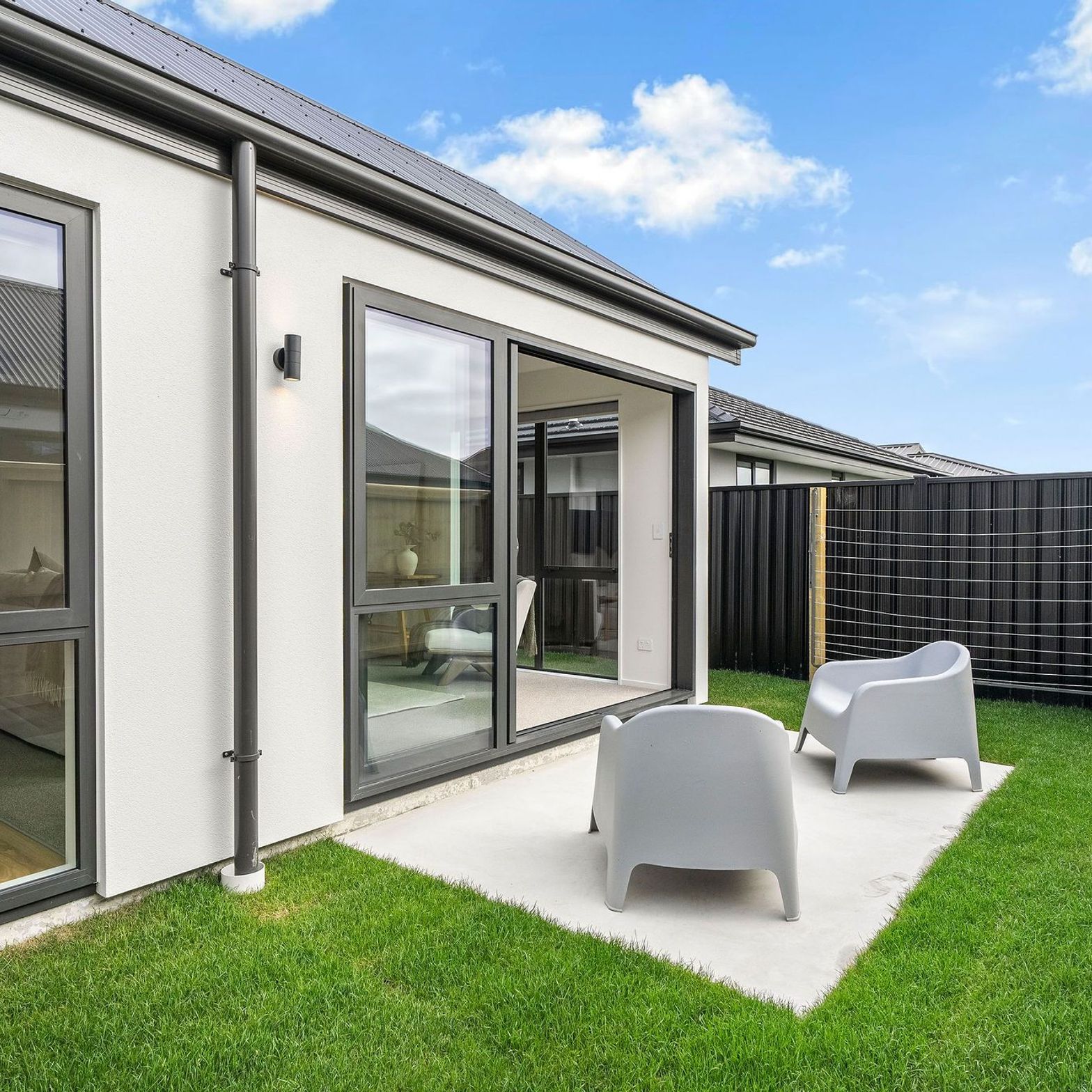 AbsoluteHomesBeachgrove33.jpg