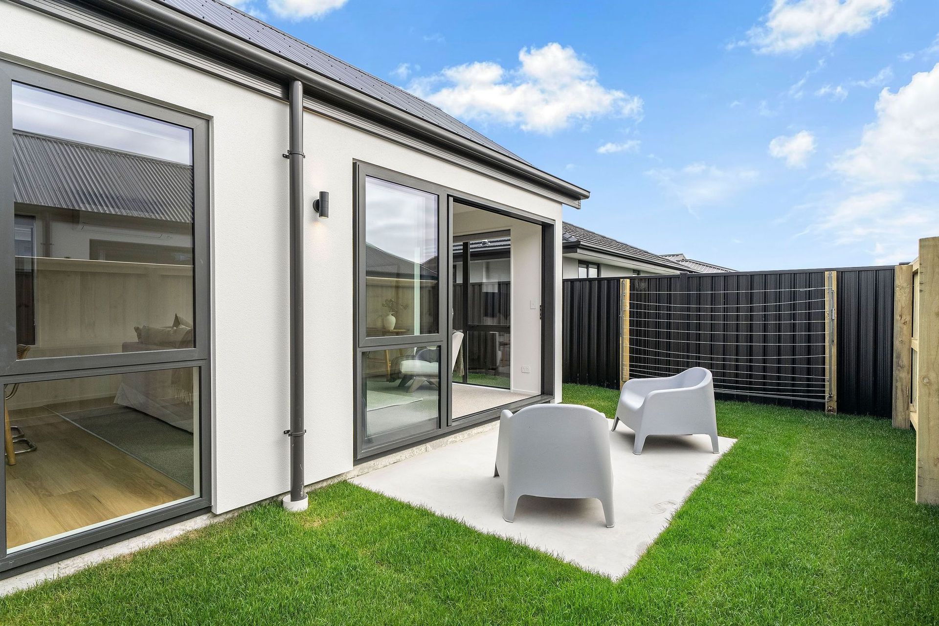 AbsoluteHomesBeachgrove33.jpg