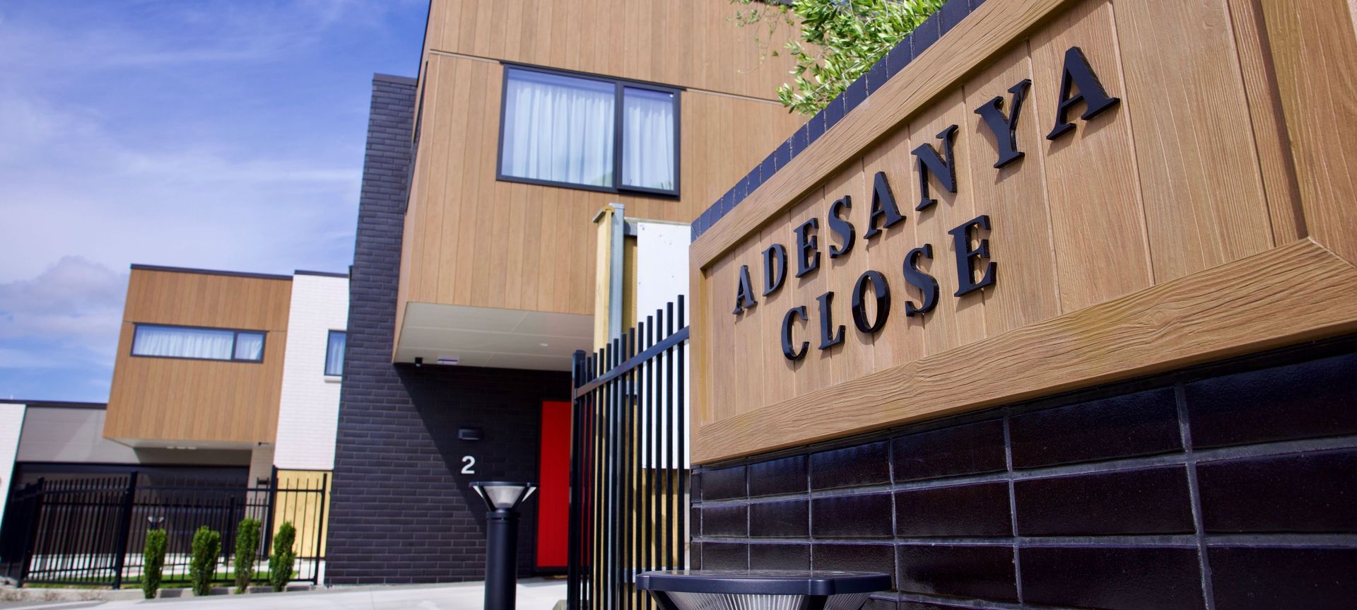 Townhouses 00 - Adesanya Close banner