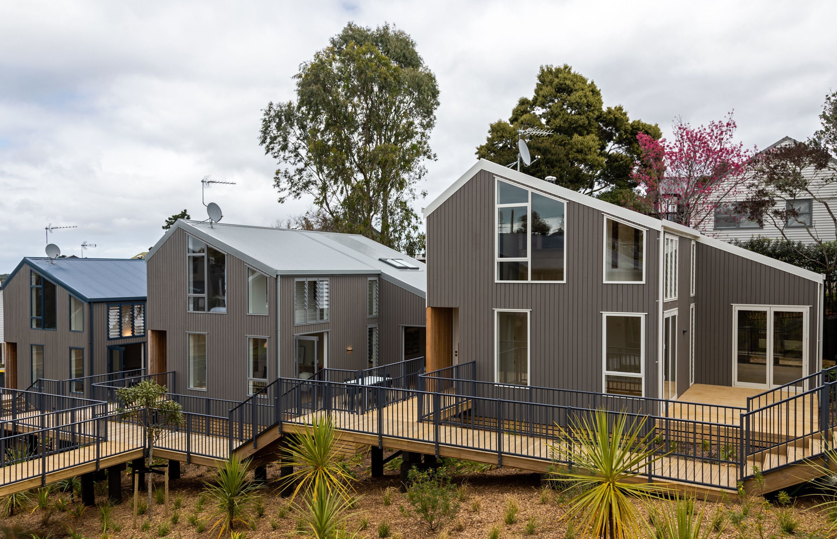 Creating Communities: 39 Castledine Crescent