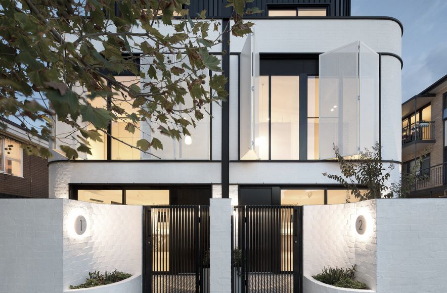 Pine Ave | Elwood